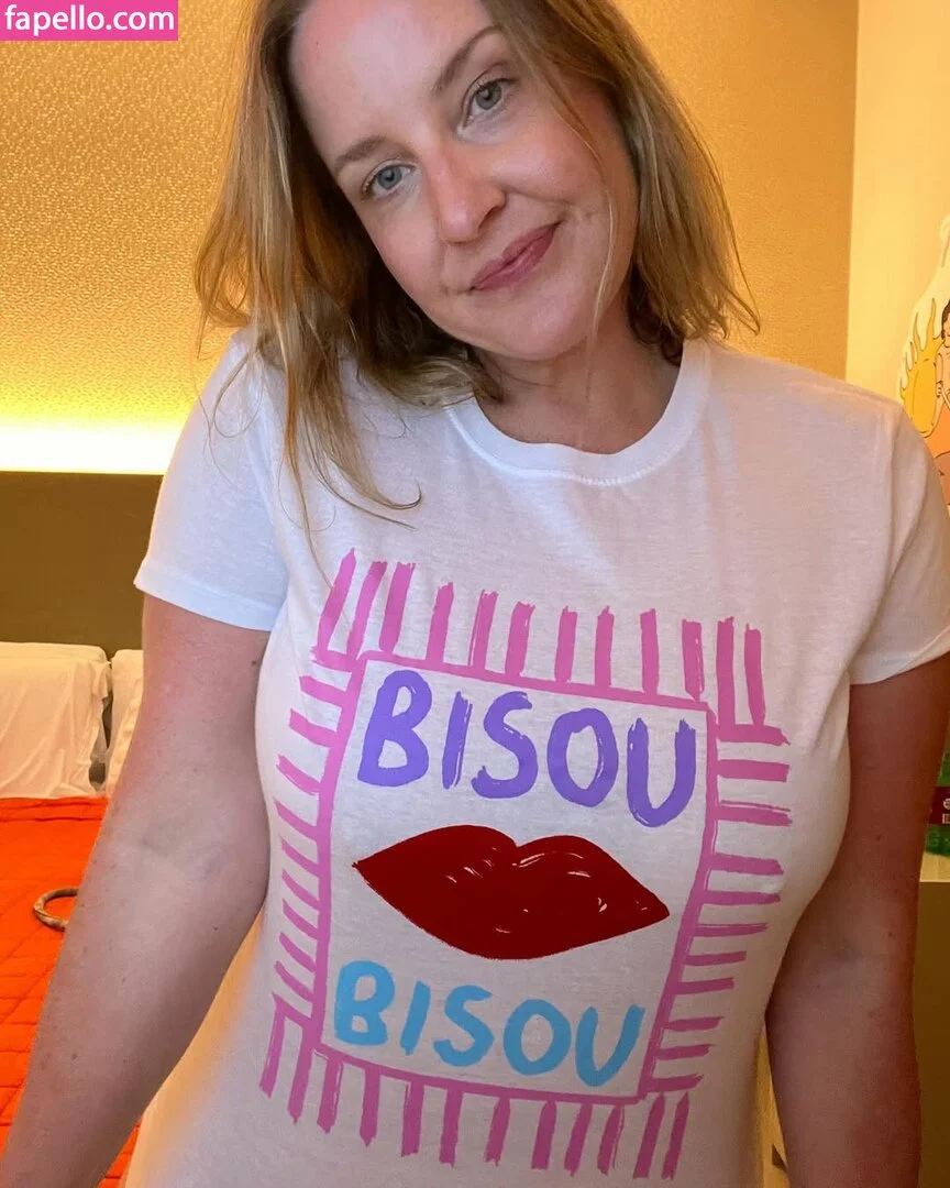 Avril Showers OnlyFans exclusive photo 7 - avrilshowersvip premium content