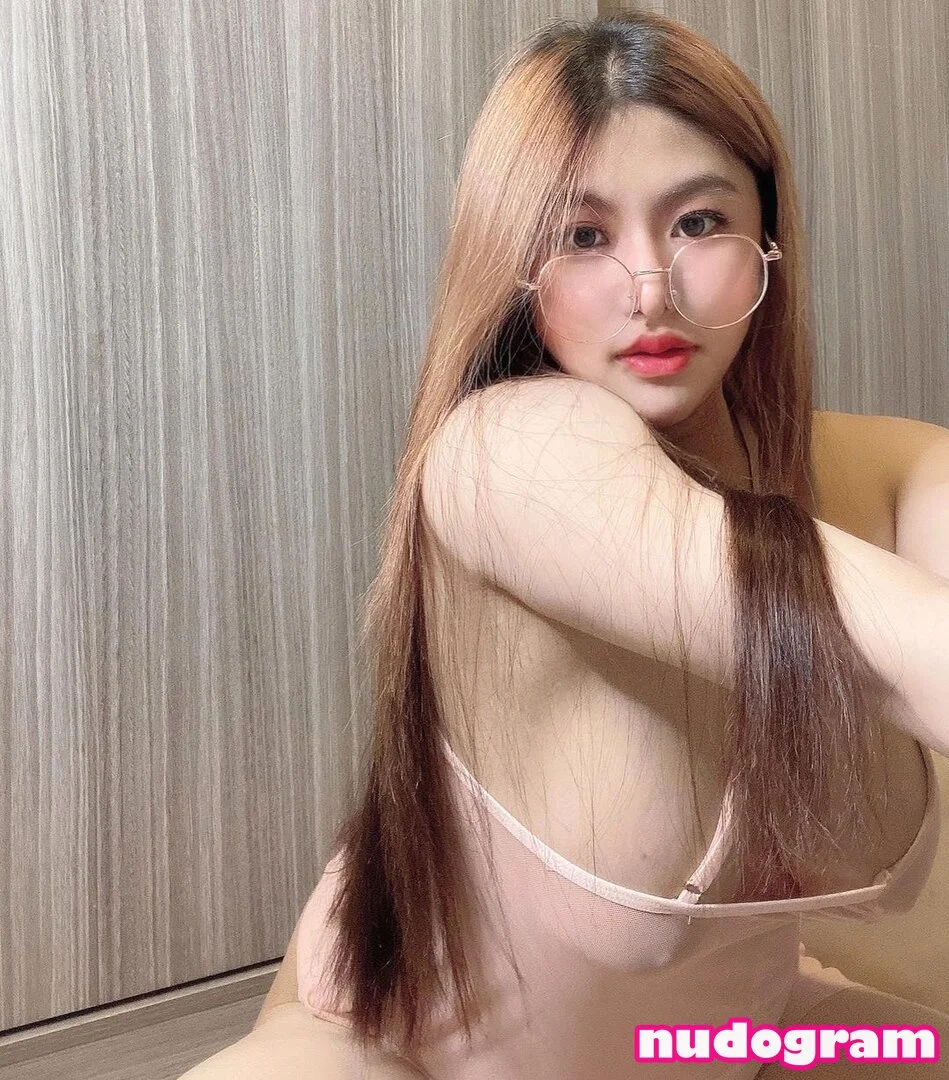 Kittycream OnlyFans exclusive photo 4 - creamice45 premium content