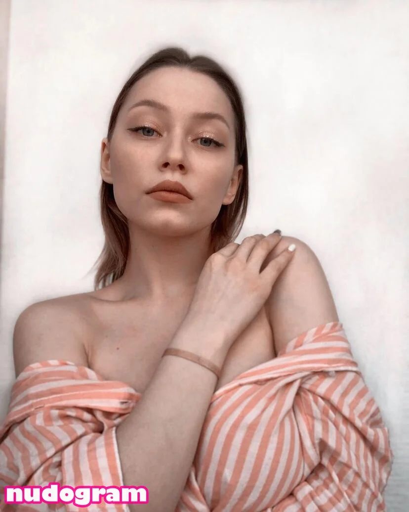 Julianna OnlyFans exclusive photo 10 - jul.x.o premium content