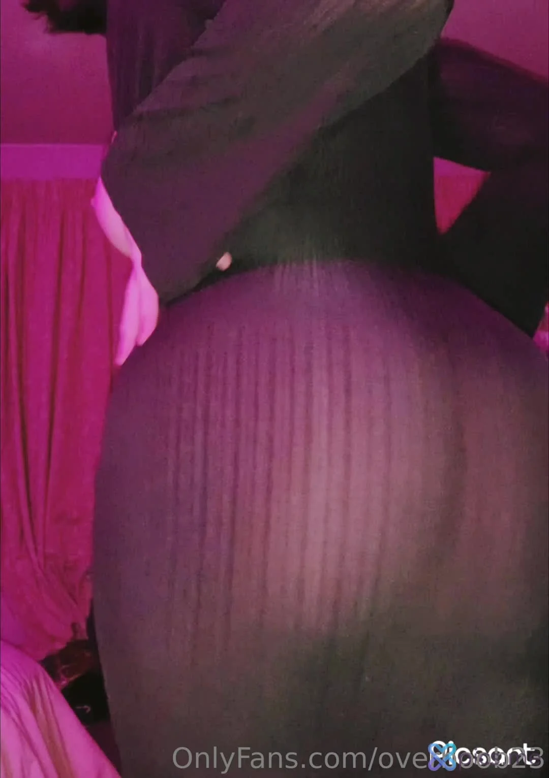 overboob OnlyFans exclusive photo 3 - overboob23 premium content