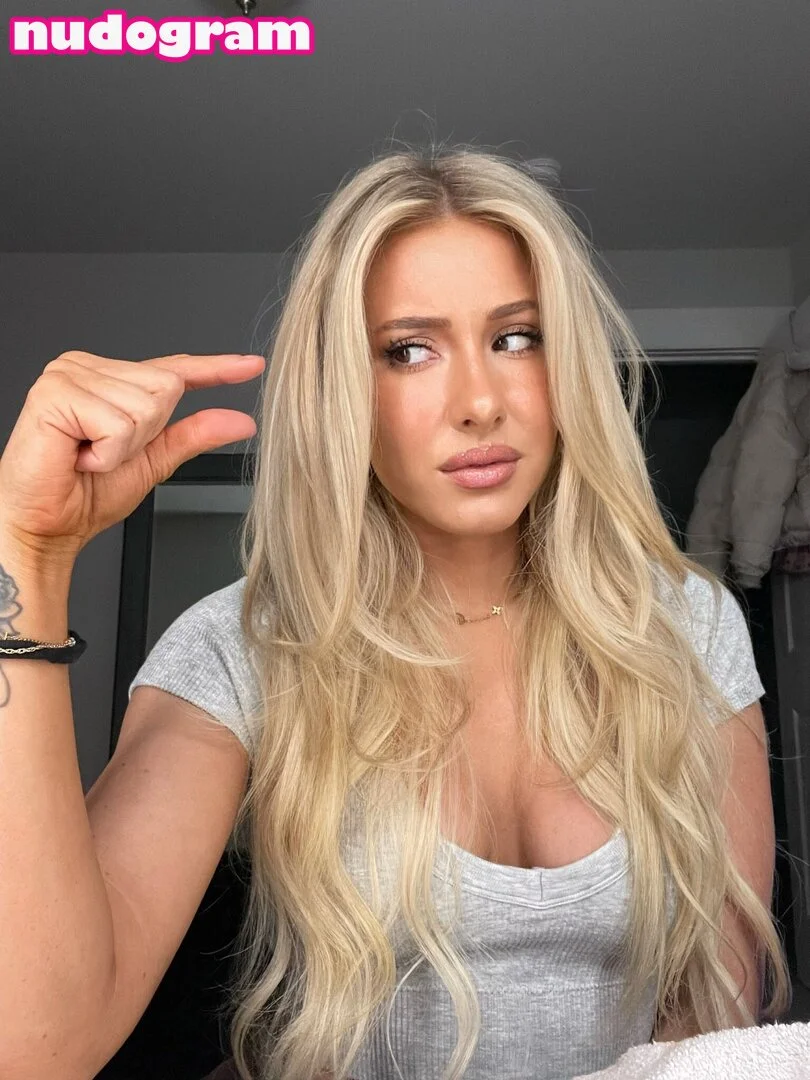 ava OnlyFans exclusive photo 4 - princessava22 premium content