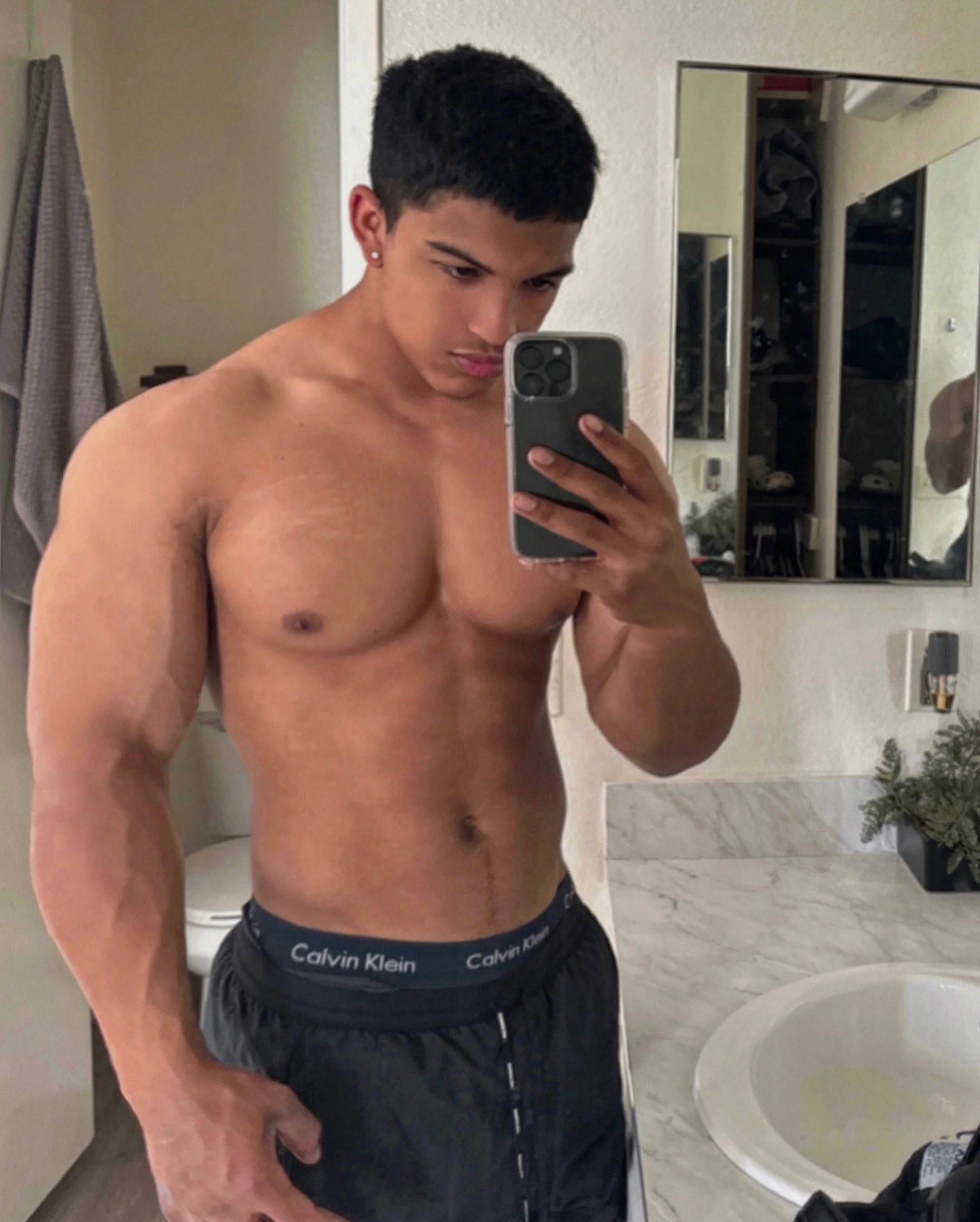 realicyisaiah OnlyFans exclusive photo 2 - realicyisaiahh premium content