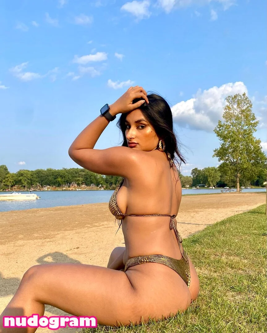 Sangria Shy OnlyFans exclusive photo 6 - sangria.shy premium content