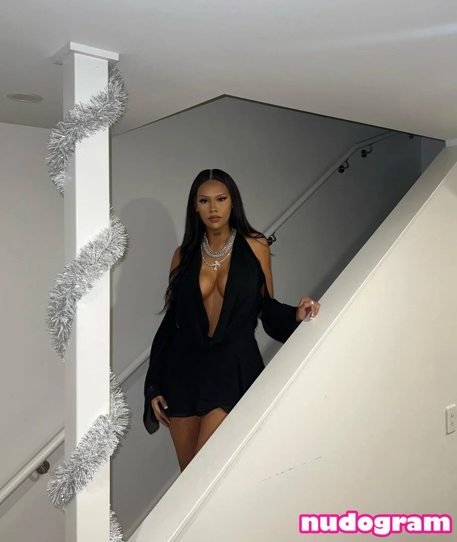 Vayne OnlyFans exclusive photo 3 - vaynenz premium content