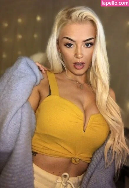 Lashes OnlyFans exclusive photo 1 - xcandylashes premium content