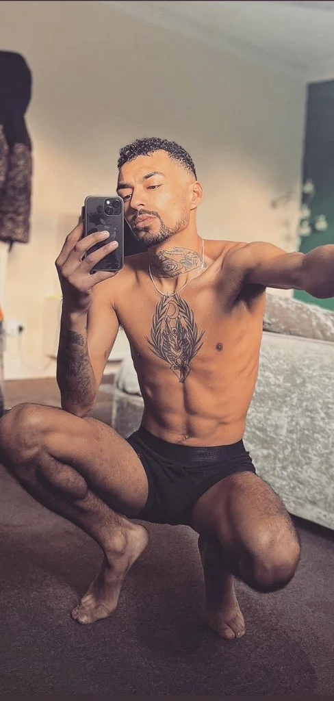 .. OnlyFans exclusive photo 9 - yaboy281 premium content