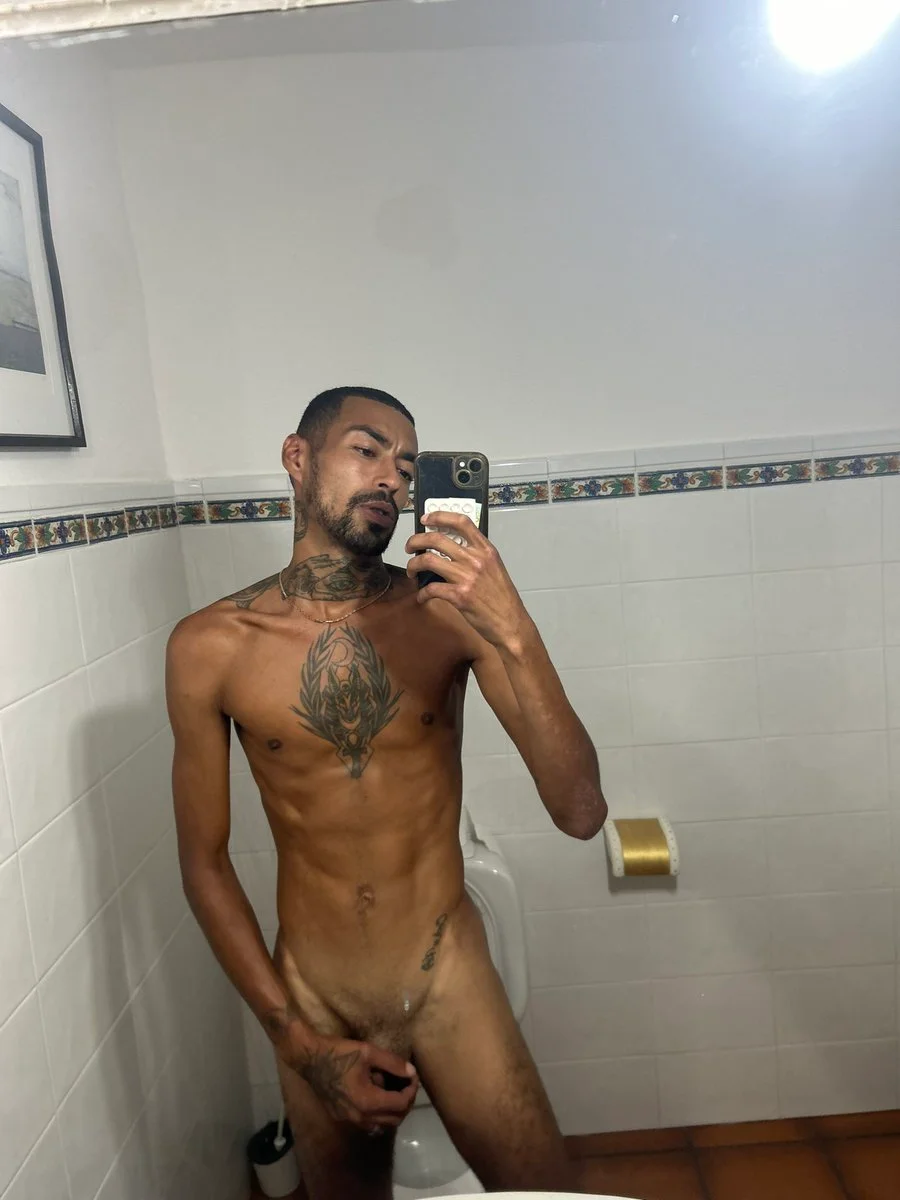 .. OnlyFans exclusive photo 11 - yaboy281 premium content