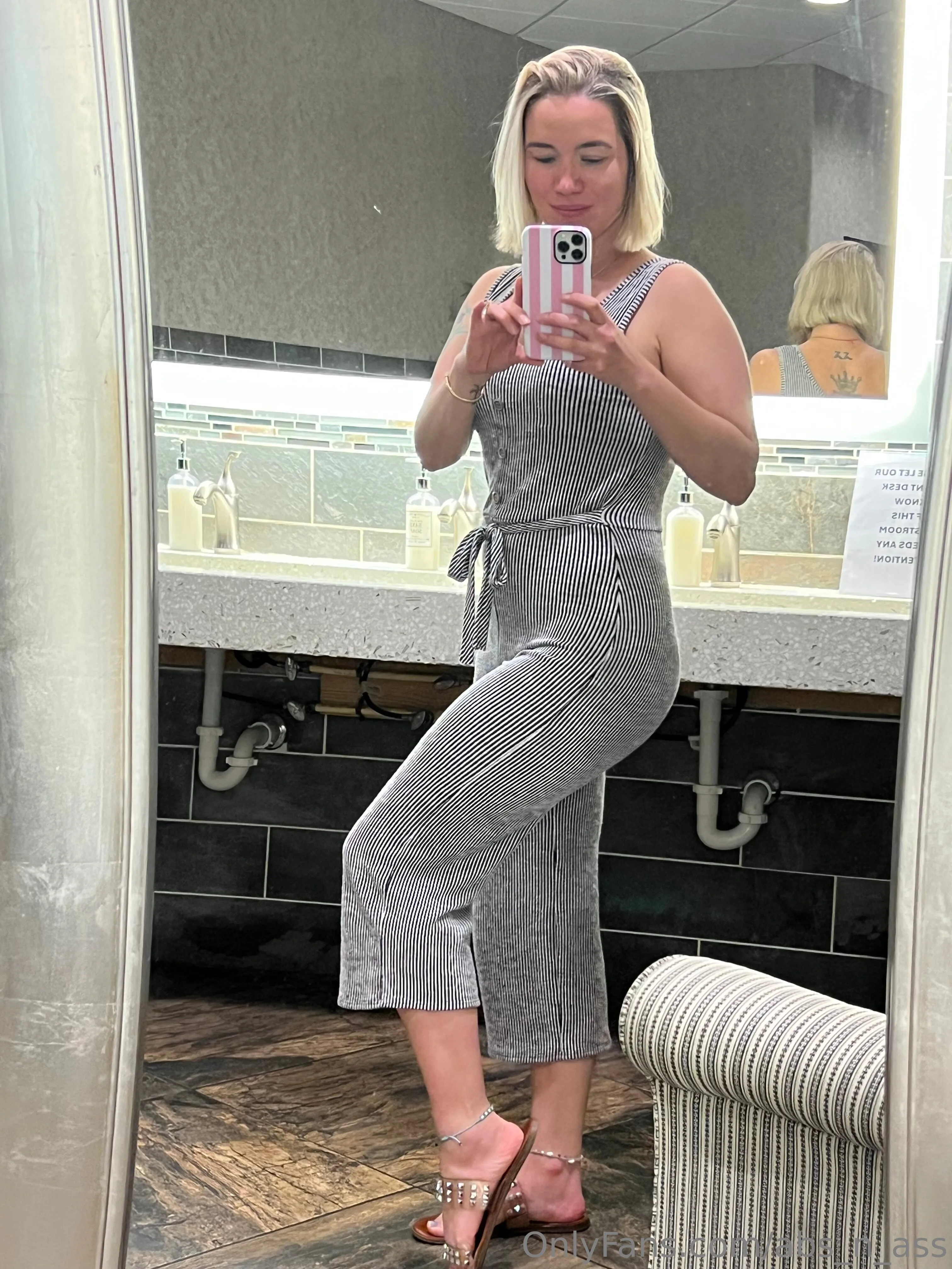 Abs-N-Ass OnlyFans exclusive photo 4 - abs_n_ass premium content