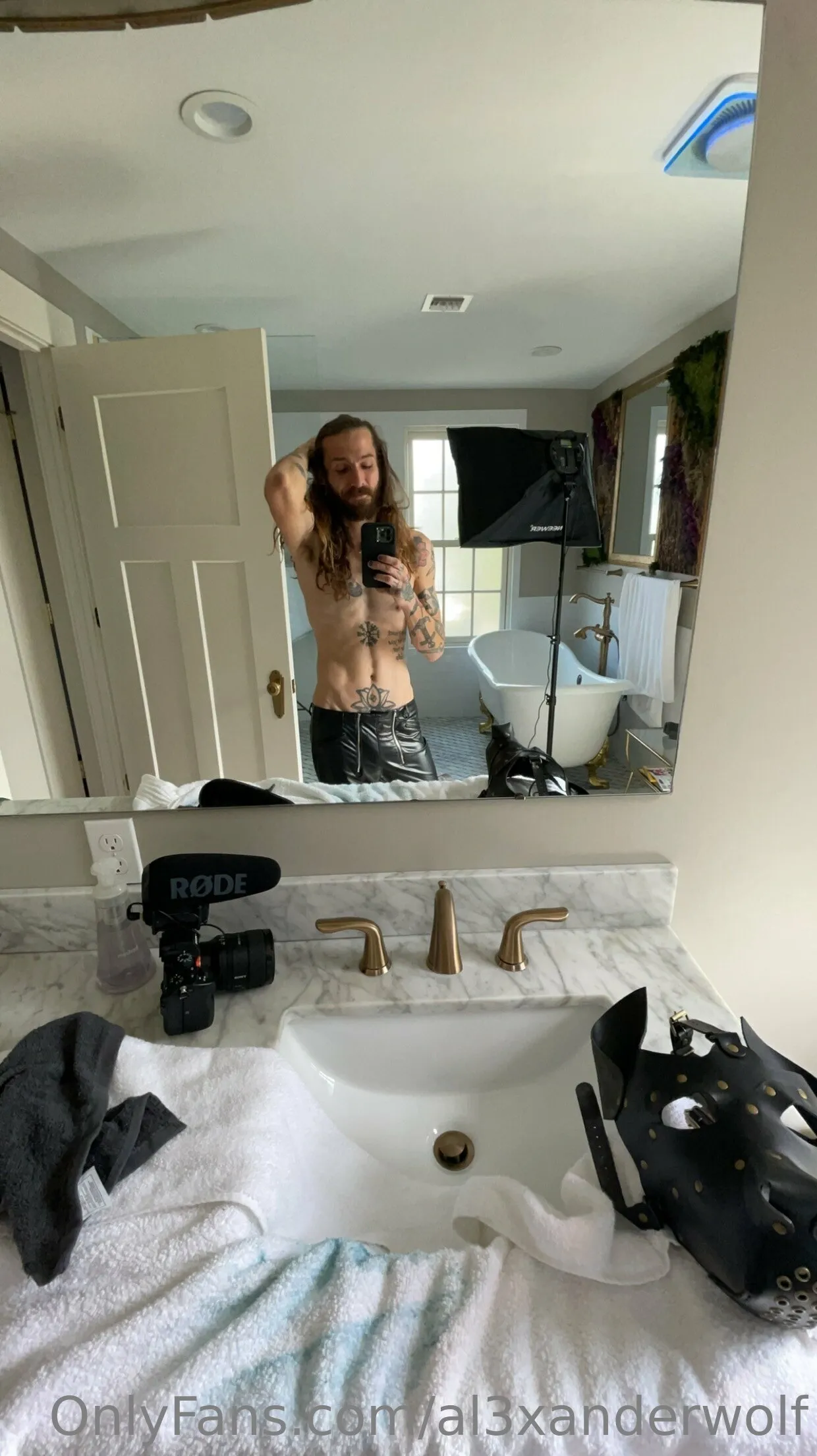 Alexander Wolf OnlyFans exclusive photo 2 - al3xanderwolf premium content