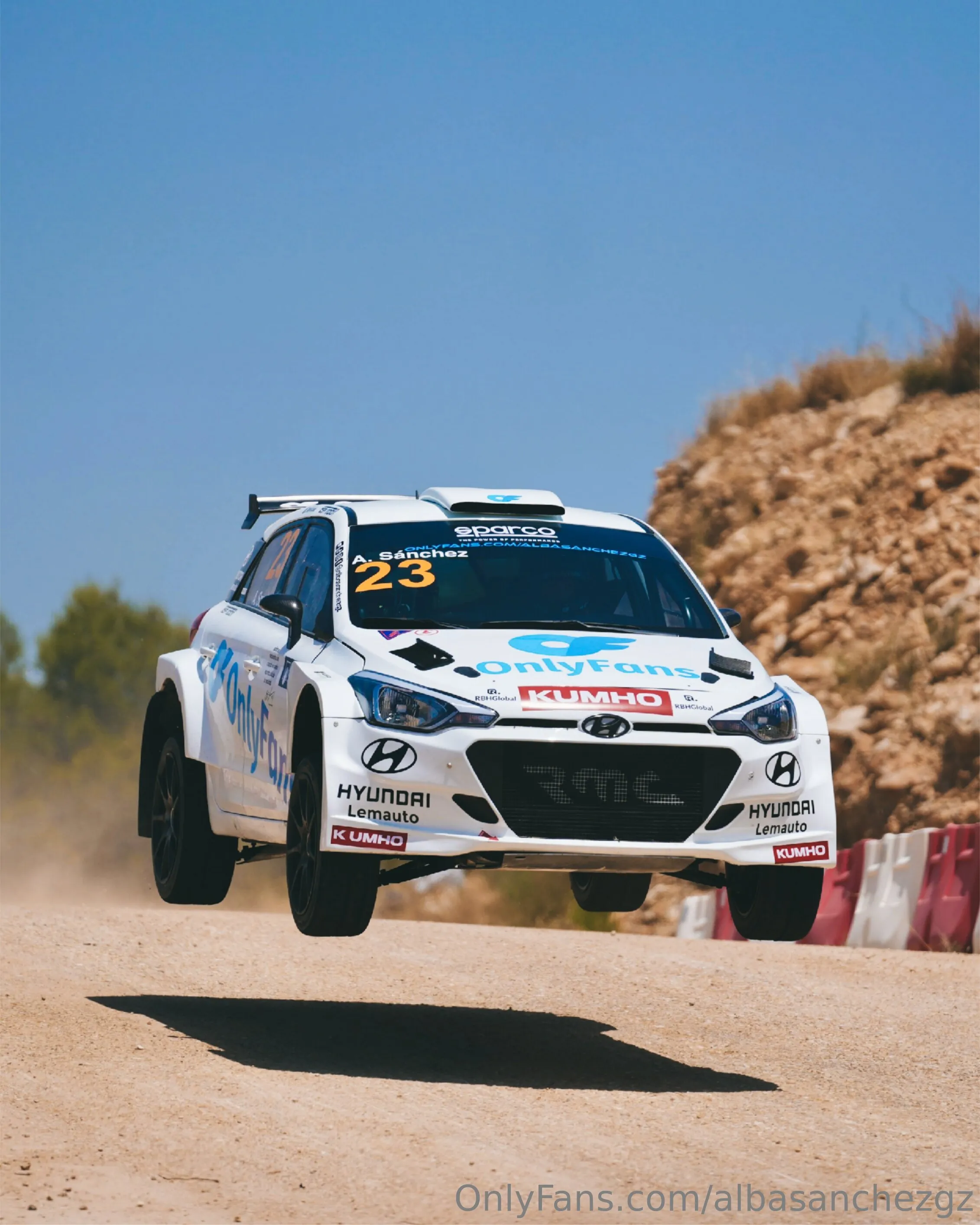 Alba Sánchez OnlyFans exclusive photo 8 - albasanchezgz premium content