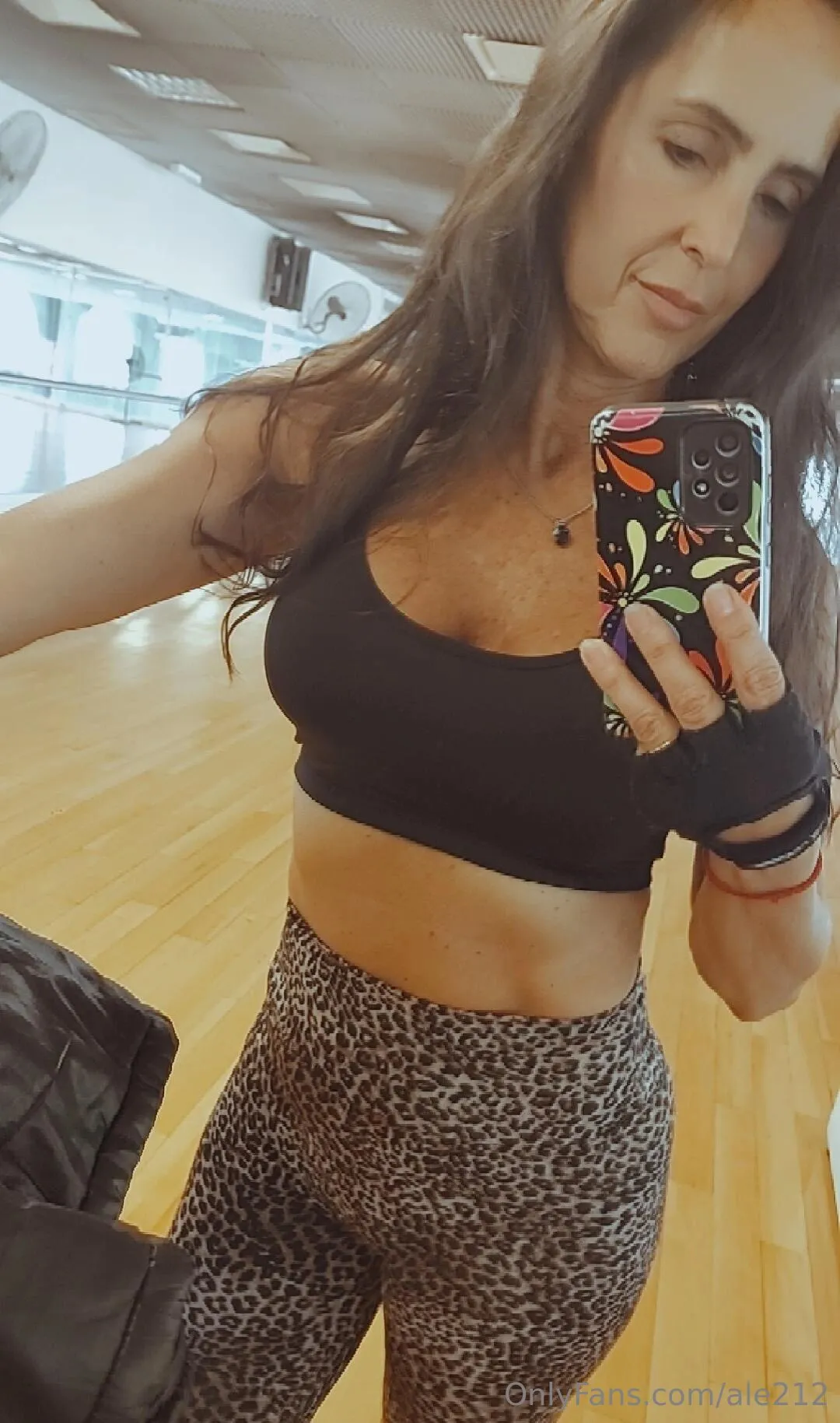 Red Velvet OnlyFans exclusive photo 6 - ale212 premium content