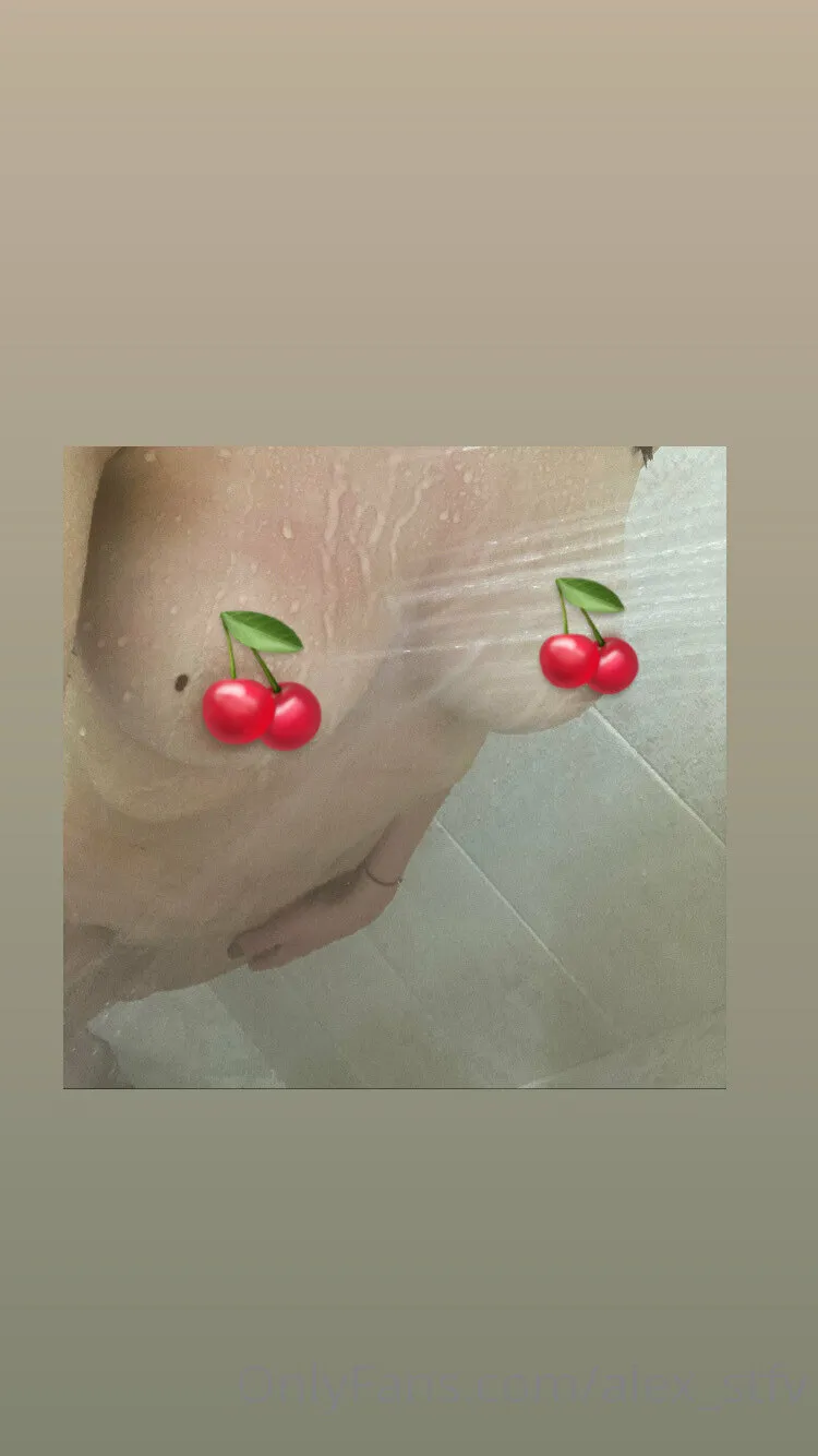 Alex TOP 3,9% OnlyFans exclusive photo 7 - alex_stfv premium content