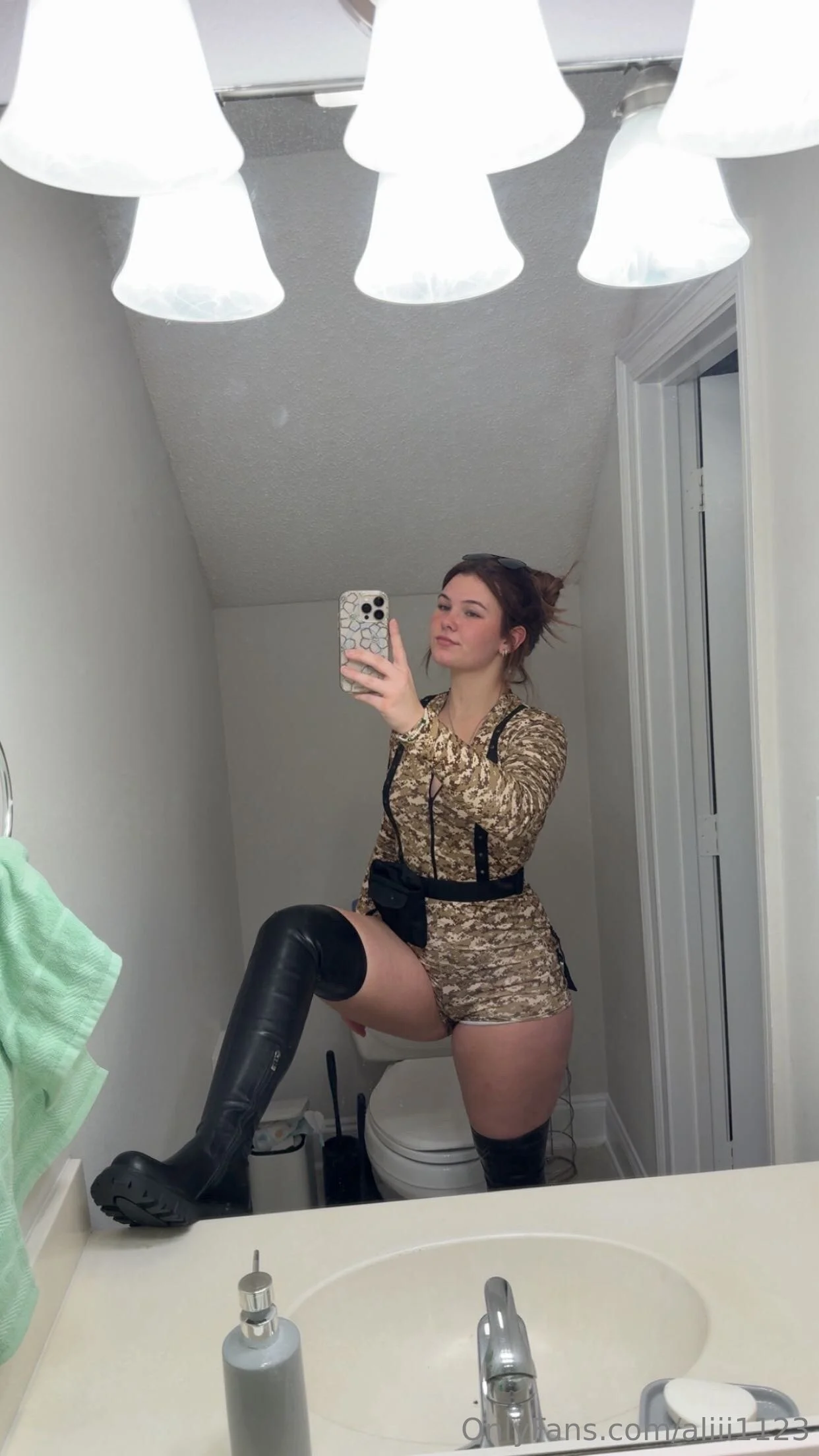 Ali OnlyFans exclusive photo 8 - aliii1123 premium content