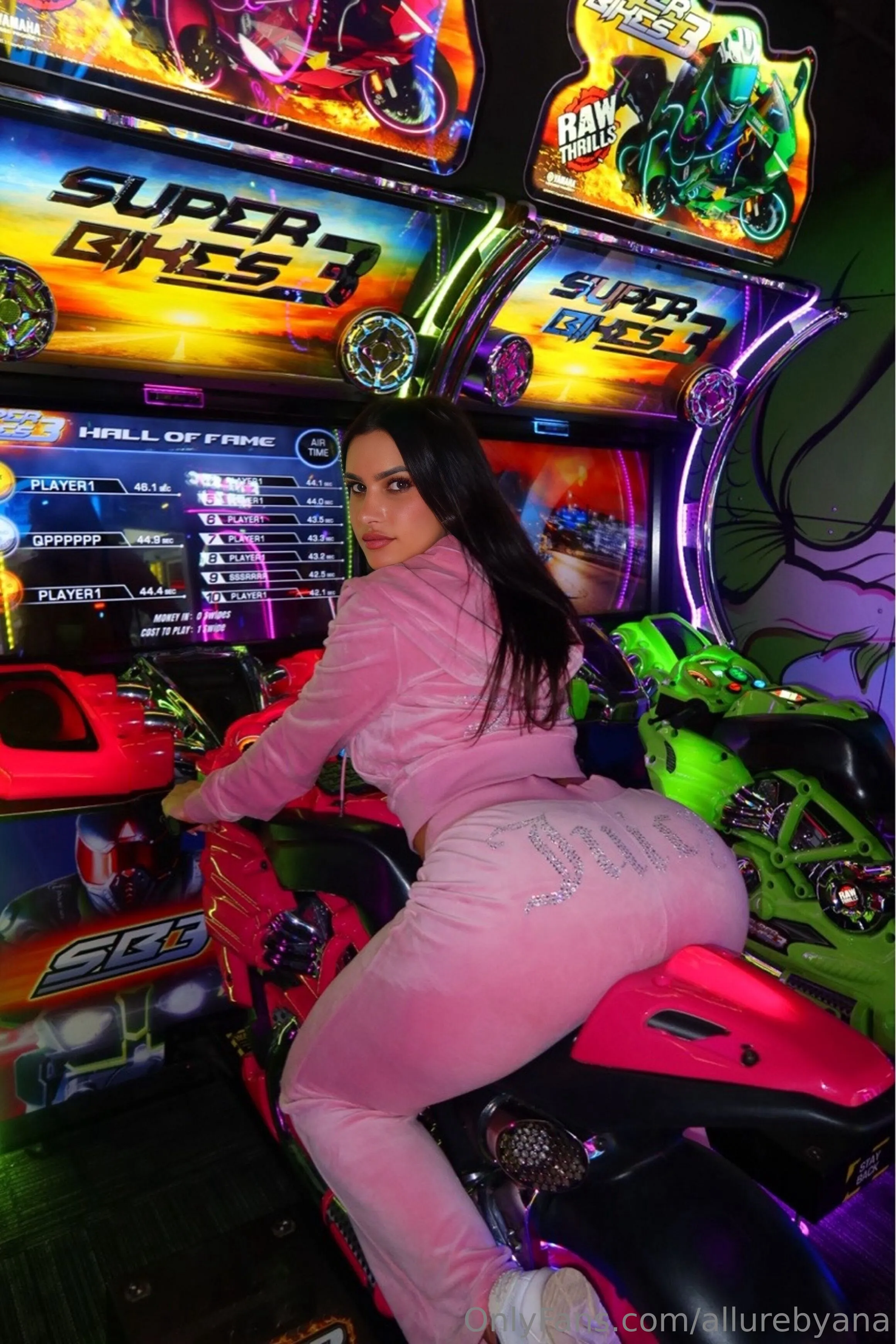 Adriana Snyder OnlyFans exclusive photo 10 - allurebyana premium content