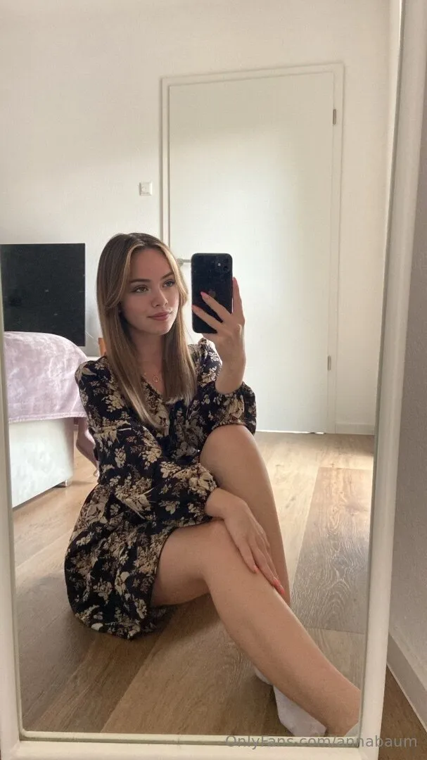 Anna 👩🏼‍🚒🚑 OnlyFans exclusive photo 6 - annabaum premium content