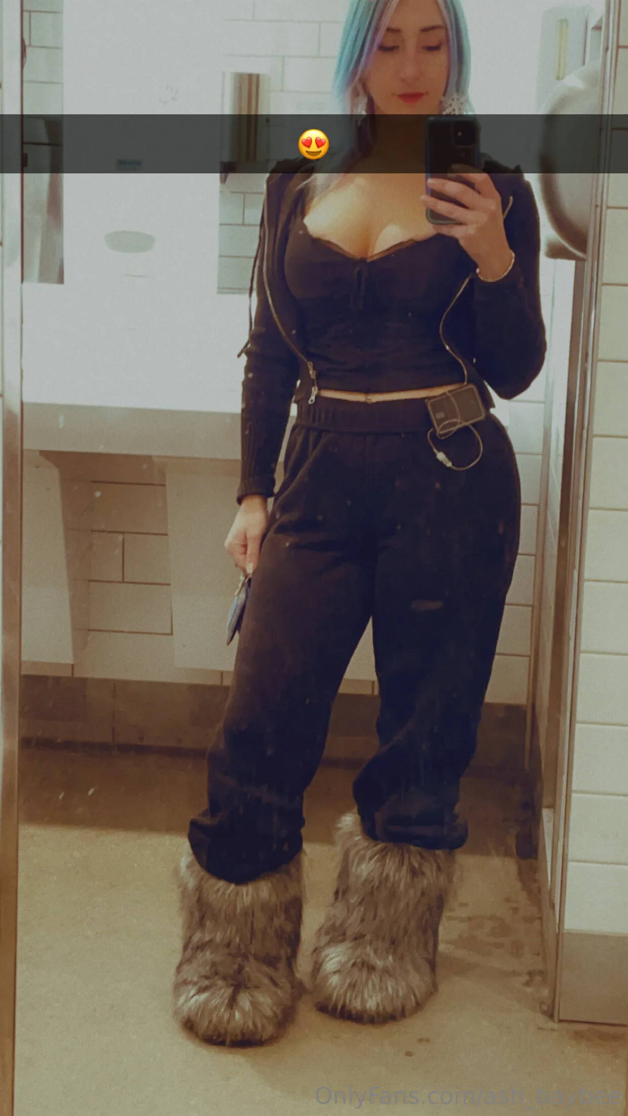 Ash_baybee OnlyFans exclusive photo 4 - ash_baybee premium content