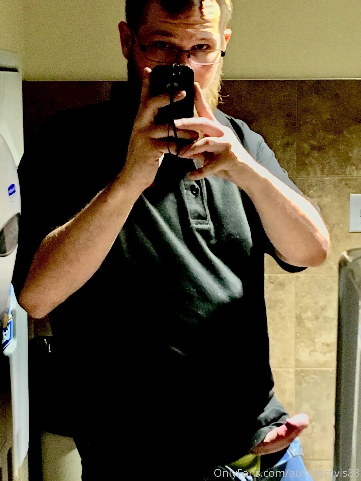 Austin Travis OnlyFans exclusive photo 19 - austintravis88 premium content