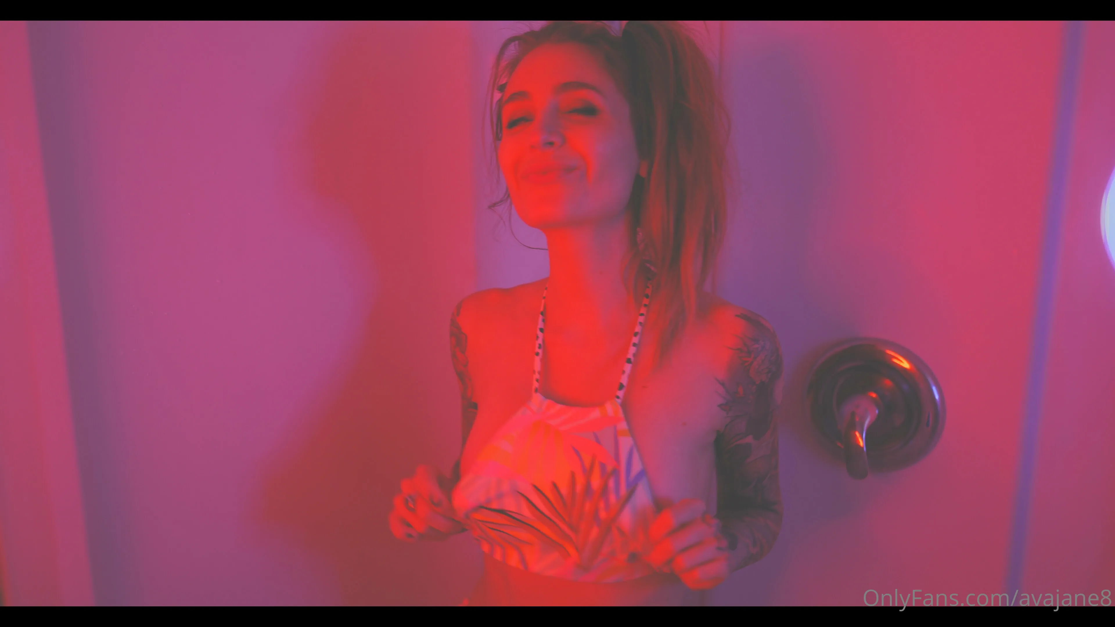 AJ OnlyFans exclusive photo 19 - avajane8 premium content