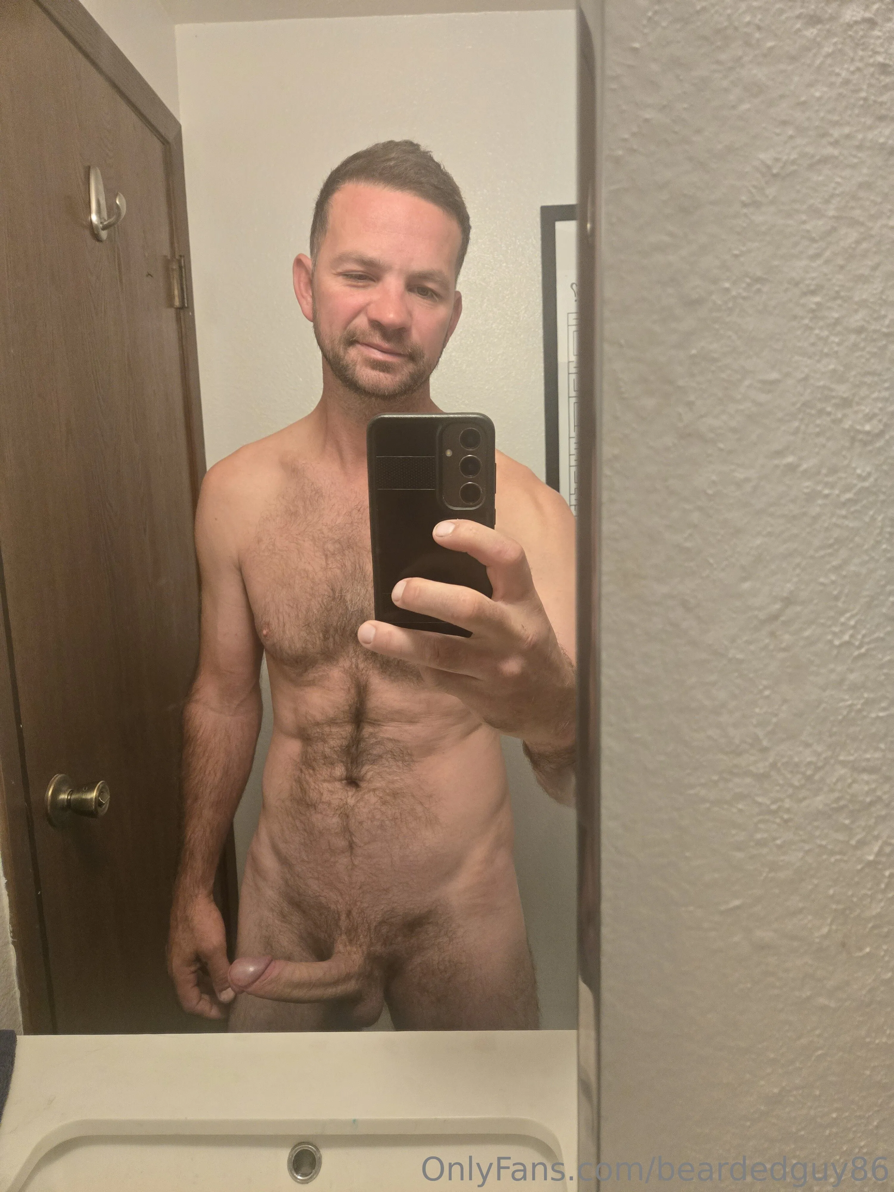S3 OnlyFans exclusive photo 6 - beardedguy86 premium content