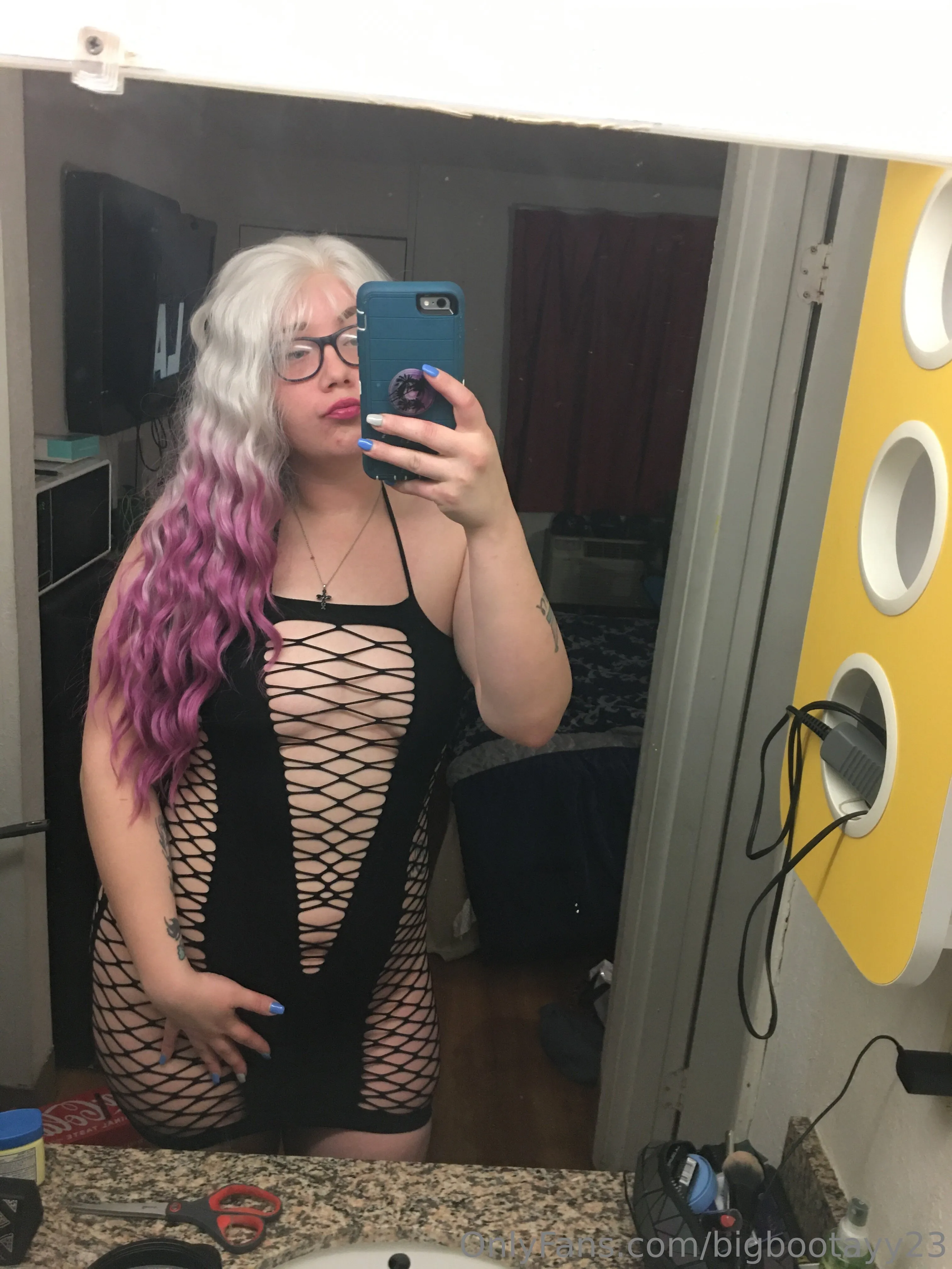 Nikki Baby OnlyFans exclusive photo 5 - bigbootayy23 premium content