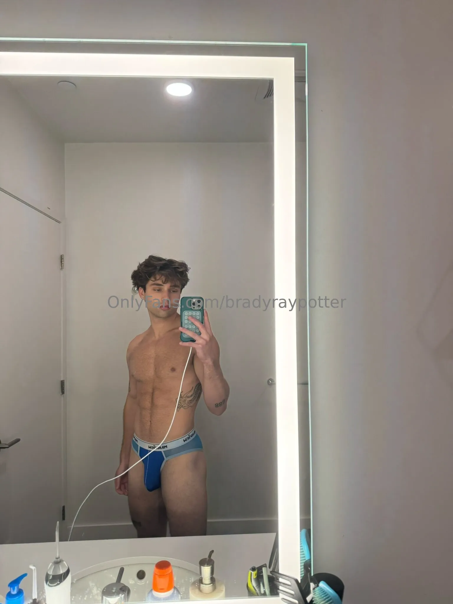 Brady Potter OnlyFans exclusive photo 6 - bradyraypotter premium content
