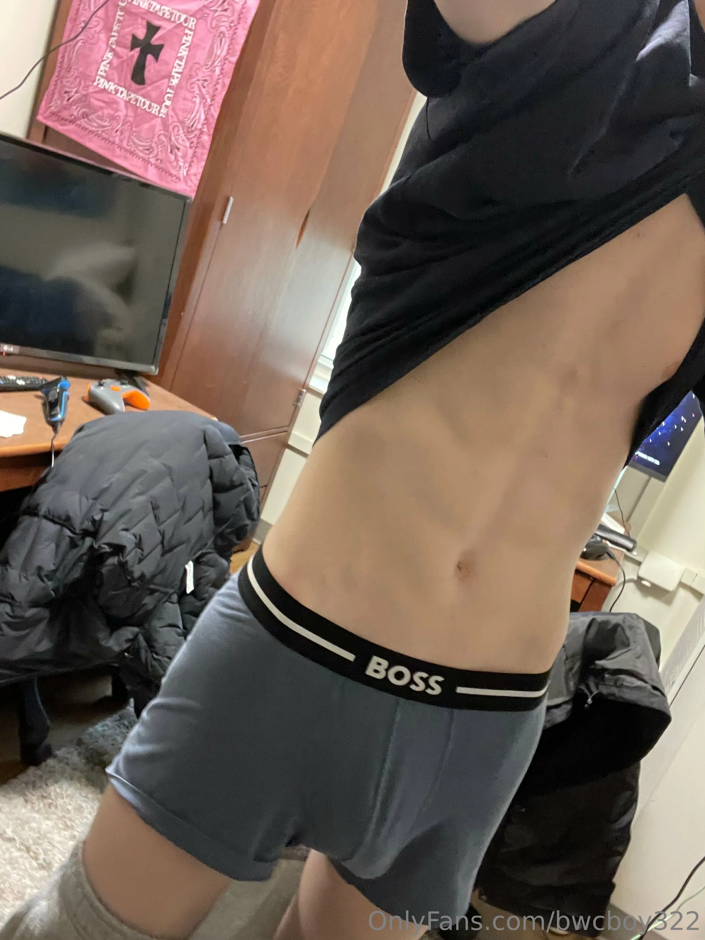 J OnlyFans exclusive photo 6 - bwcboy322 premium content