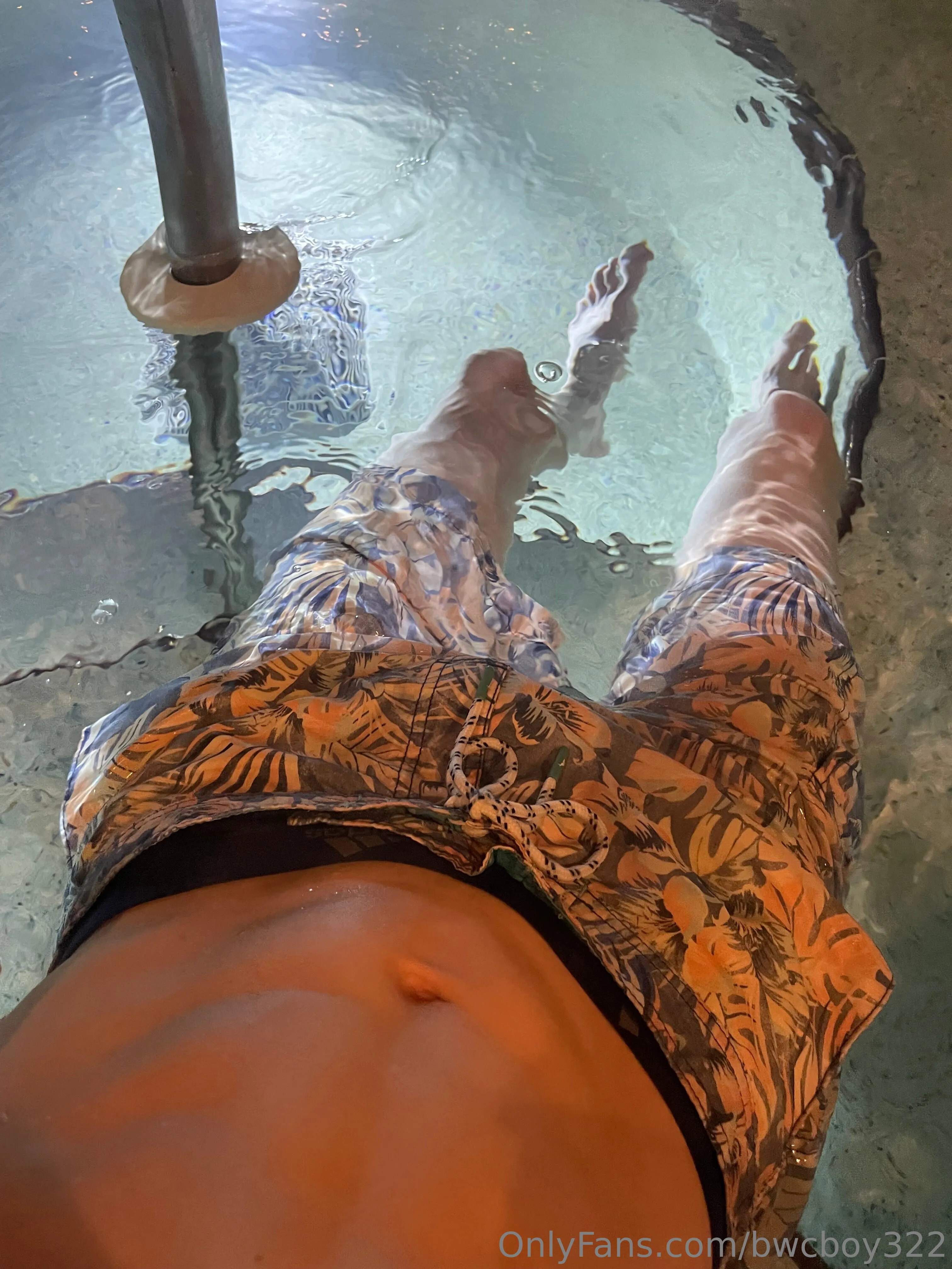 J OnlyFans exclusive photo 3 - bwcboy322 premium content