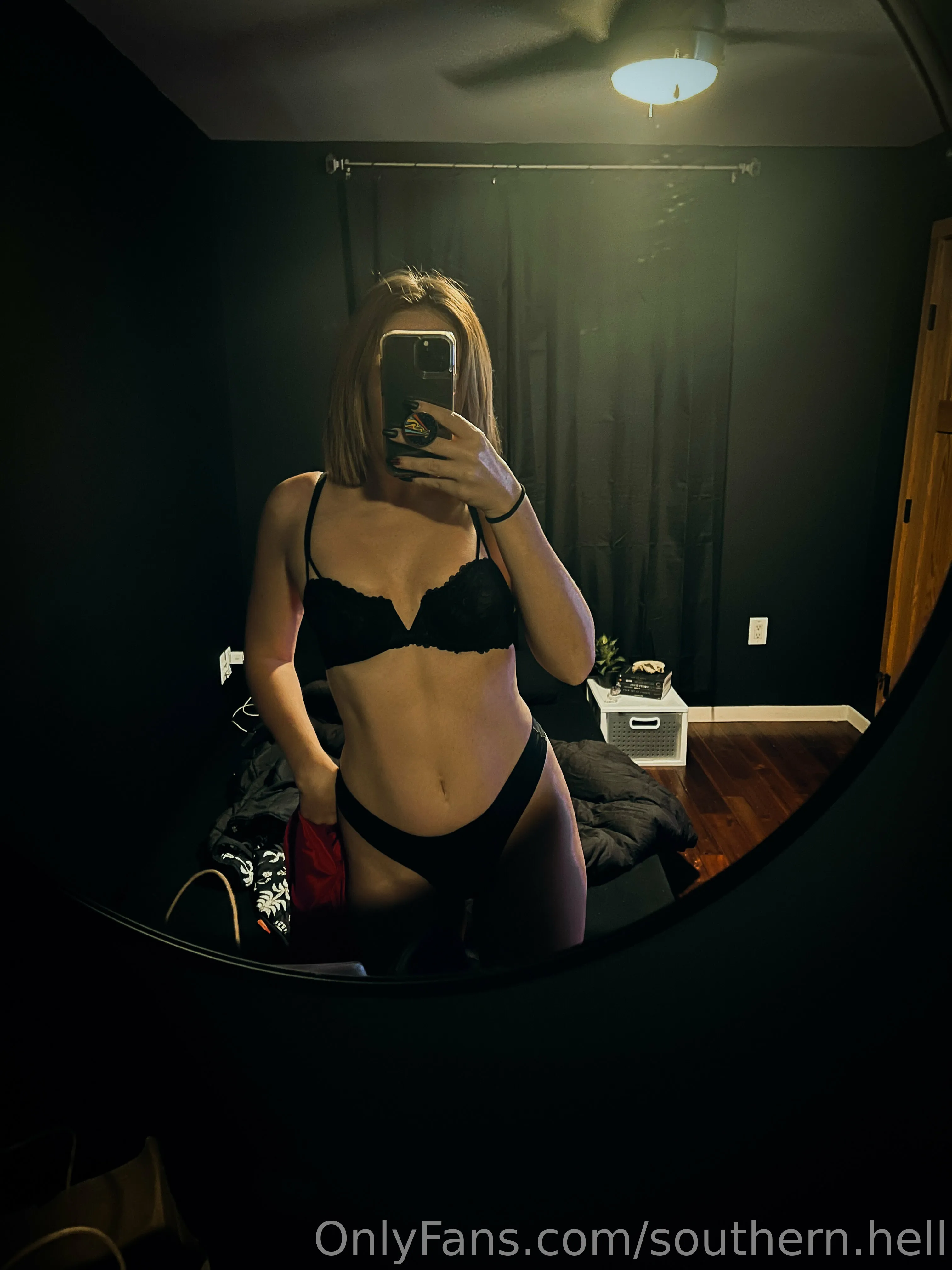 Ashlyn 🖤 OnlyFans exclusive photo 6 - bxbygloom premium content