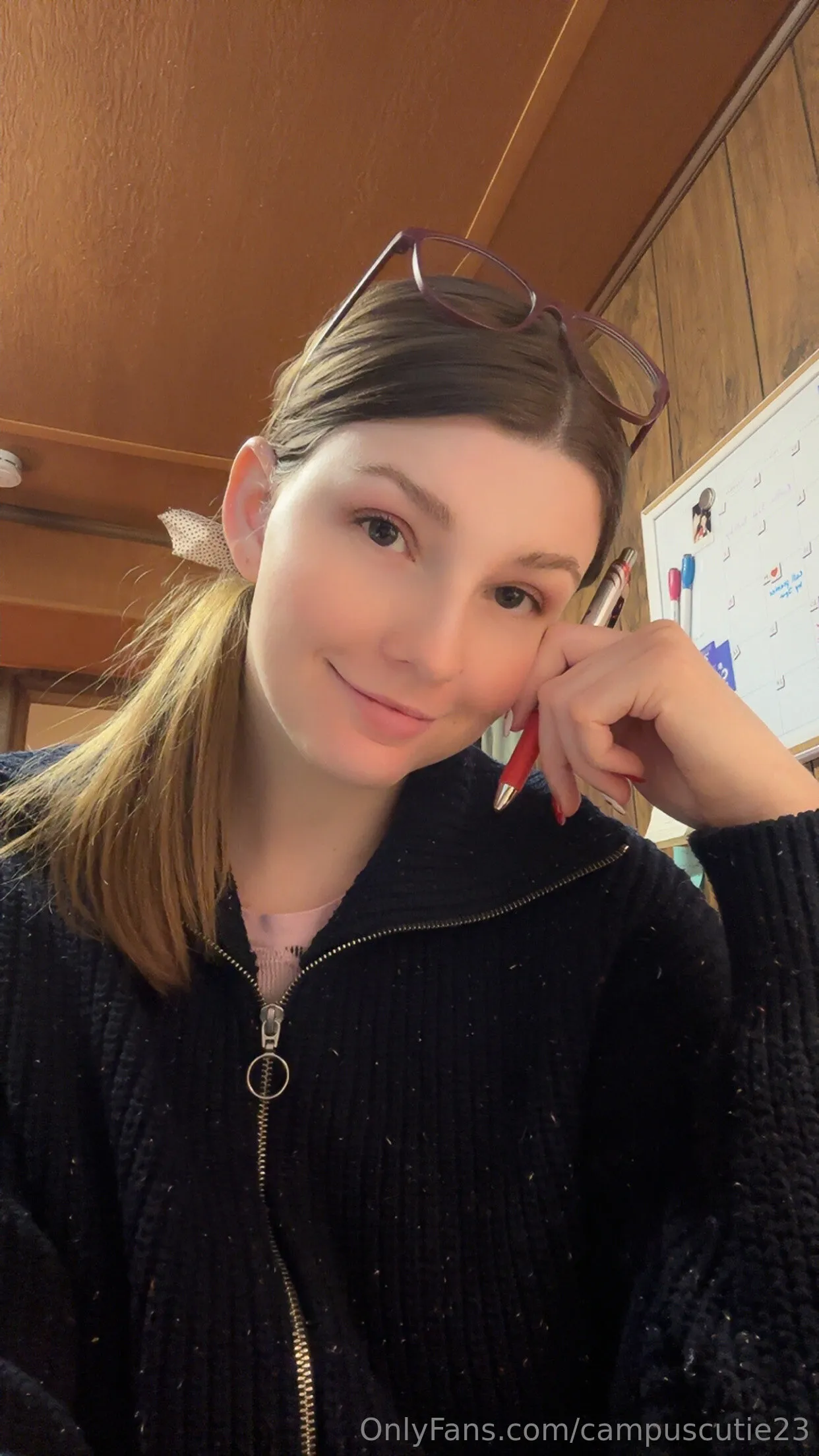 Alexis Bennett OnlyFans exclusive photo 8 - campuscutie23 premium content