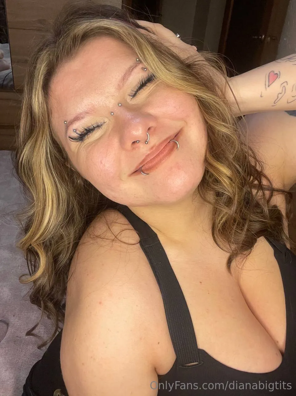 𝙳𝚒𝚊𝚗𝚊 𝙱𝚒𝚐 𝚃𝚒𝚝𝚝𝚜 🐾 OnlyFans exclusive photo 43 - dianabigtits premium content