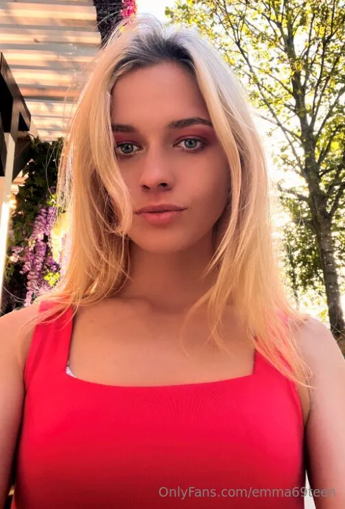 Emma OnlyFans exclusive photo 2 - emma69teen premium content