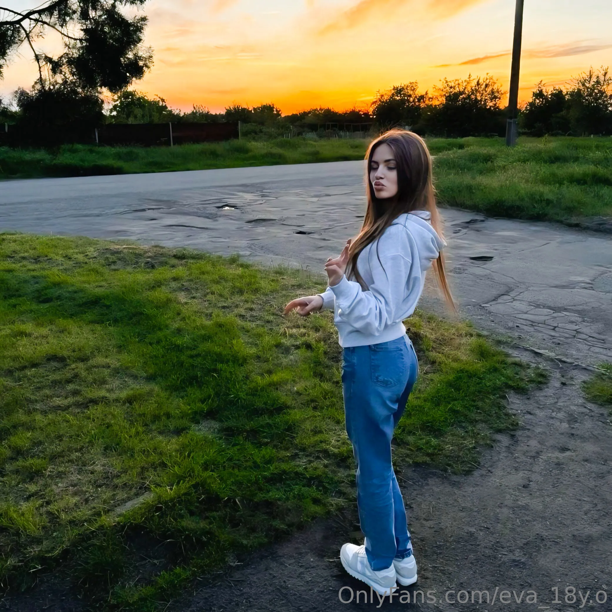 𝙀𝙫𝙖💕 19 y.o💕 OnlyFans exclusive photo 20 - eva_19y.o premium content