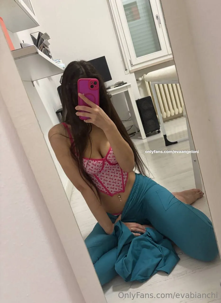 Eva Bianchi🍒 OnlyFans exclusive photo 2 - evabianchi premium content