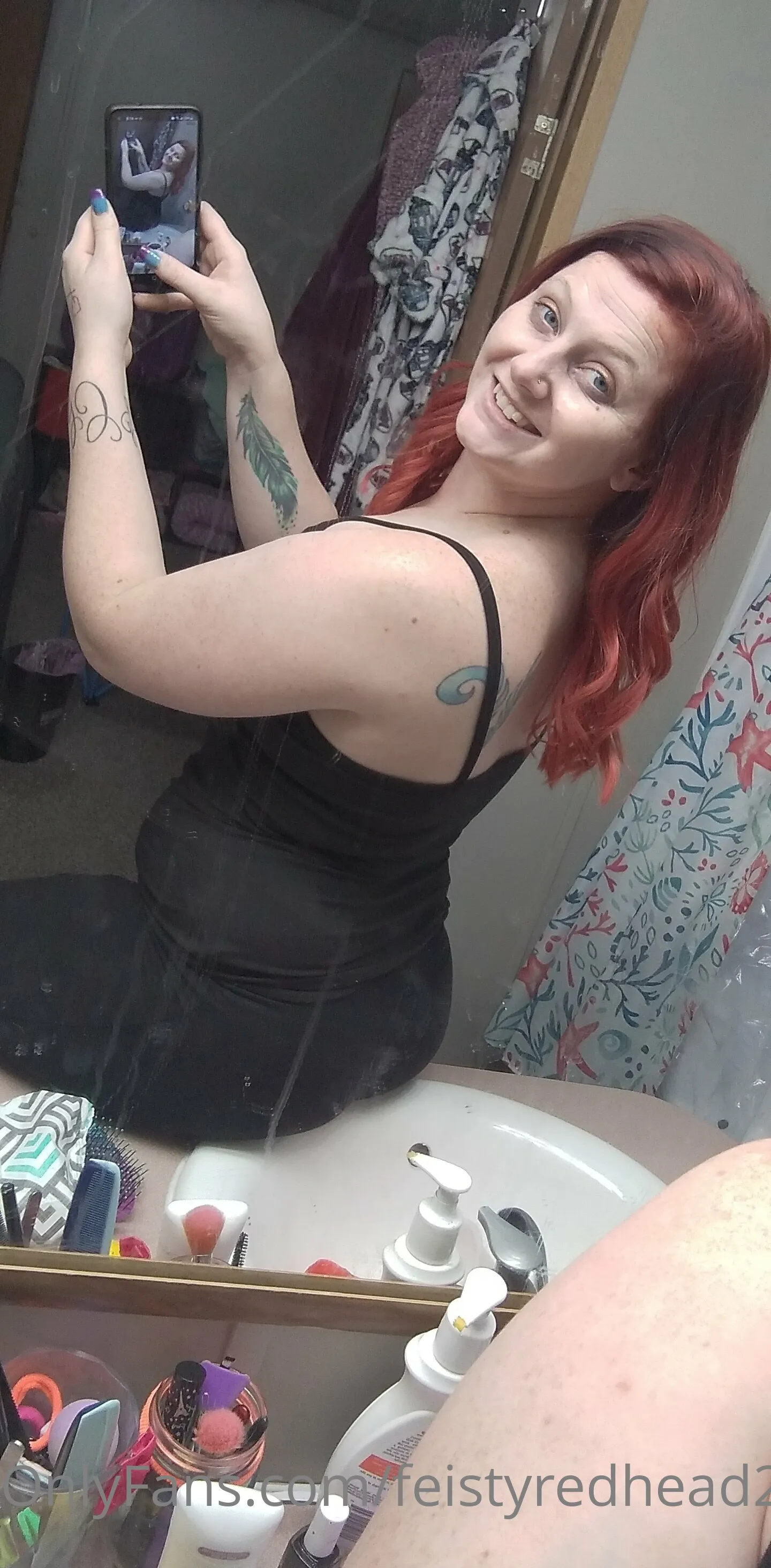 Fiestyredhead OnlyFans exclusive photo 14 - feistyredhead26 premium content