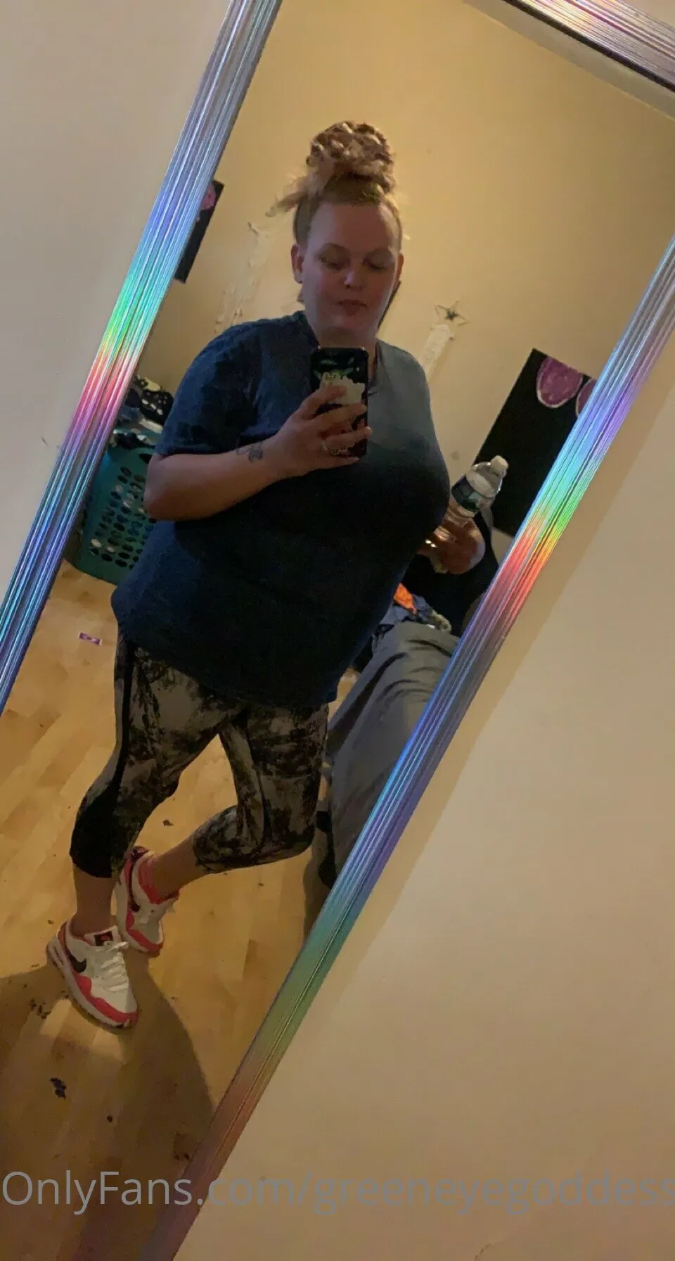 Lyn OnlyFans exclusive photo 3 - greeneyegoddess222 premium content