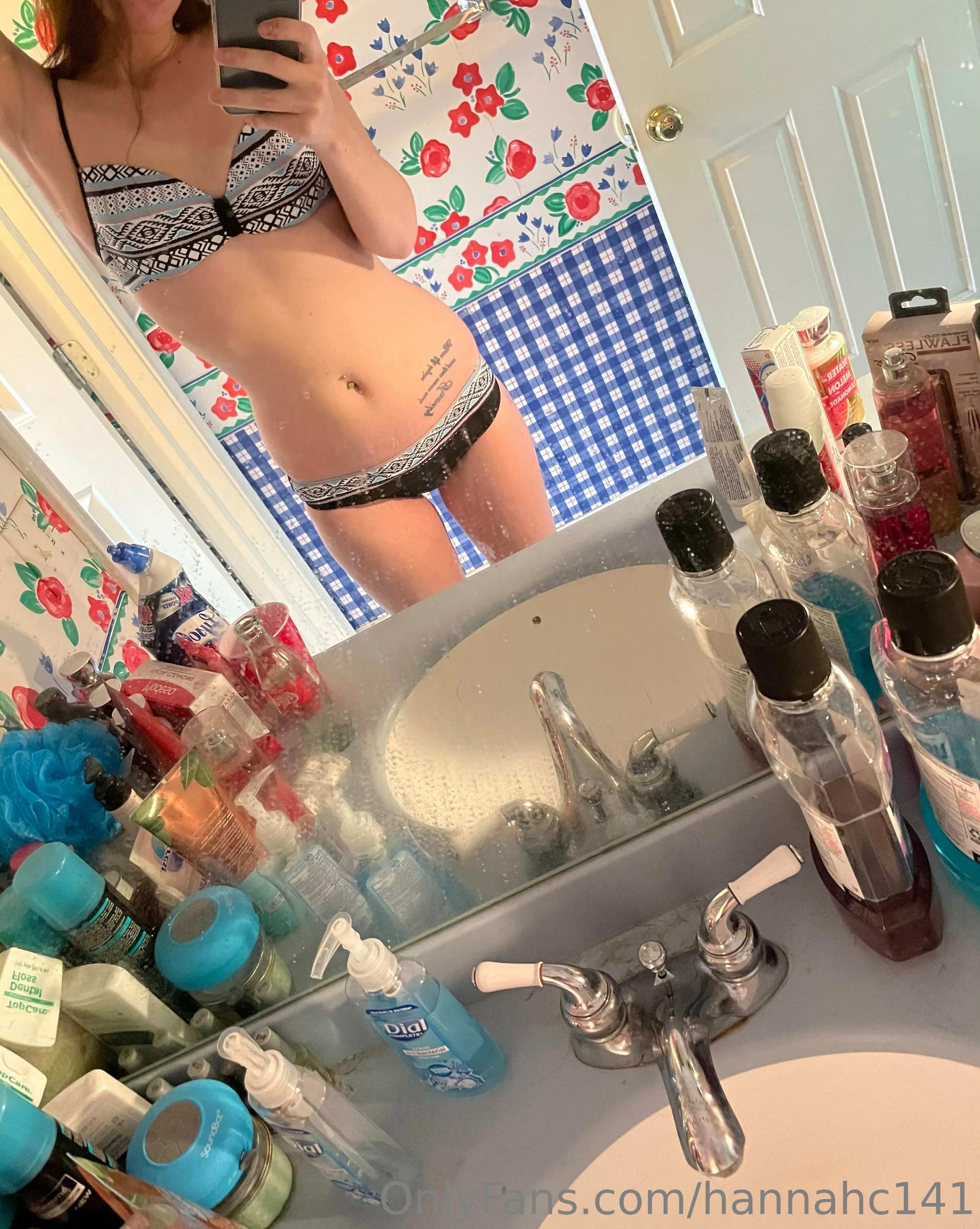 Hannah OnlyFans exclusive photo 5 - hannahc141 premium content