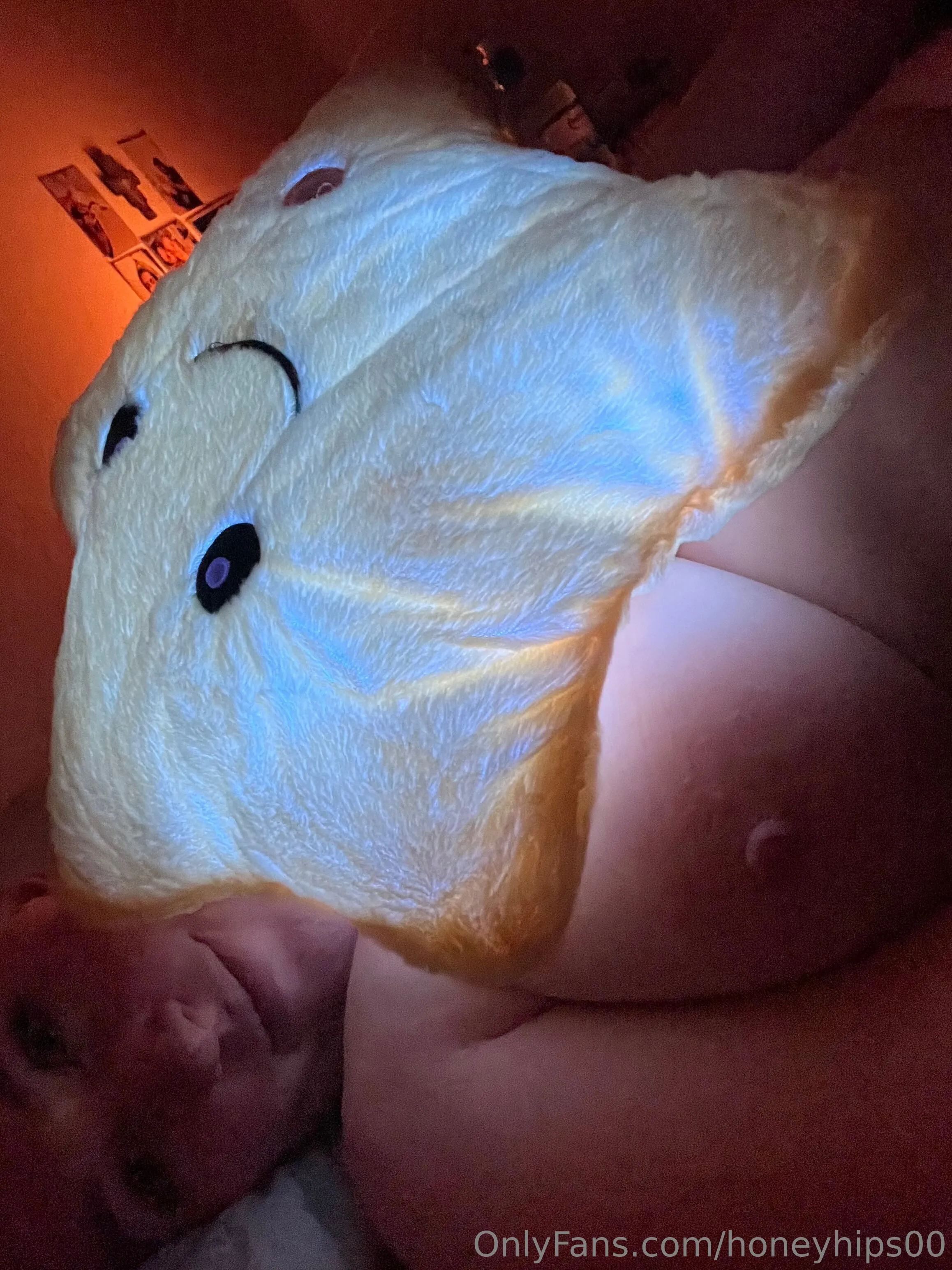 PaperWings OnlyFans exclusive photo 16 - honeyhips00 premium content