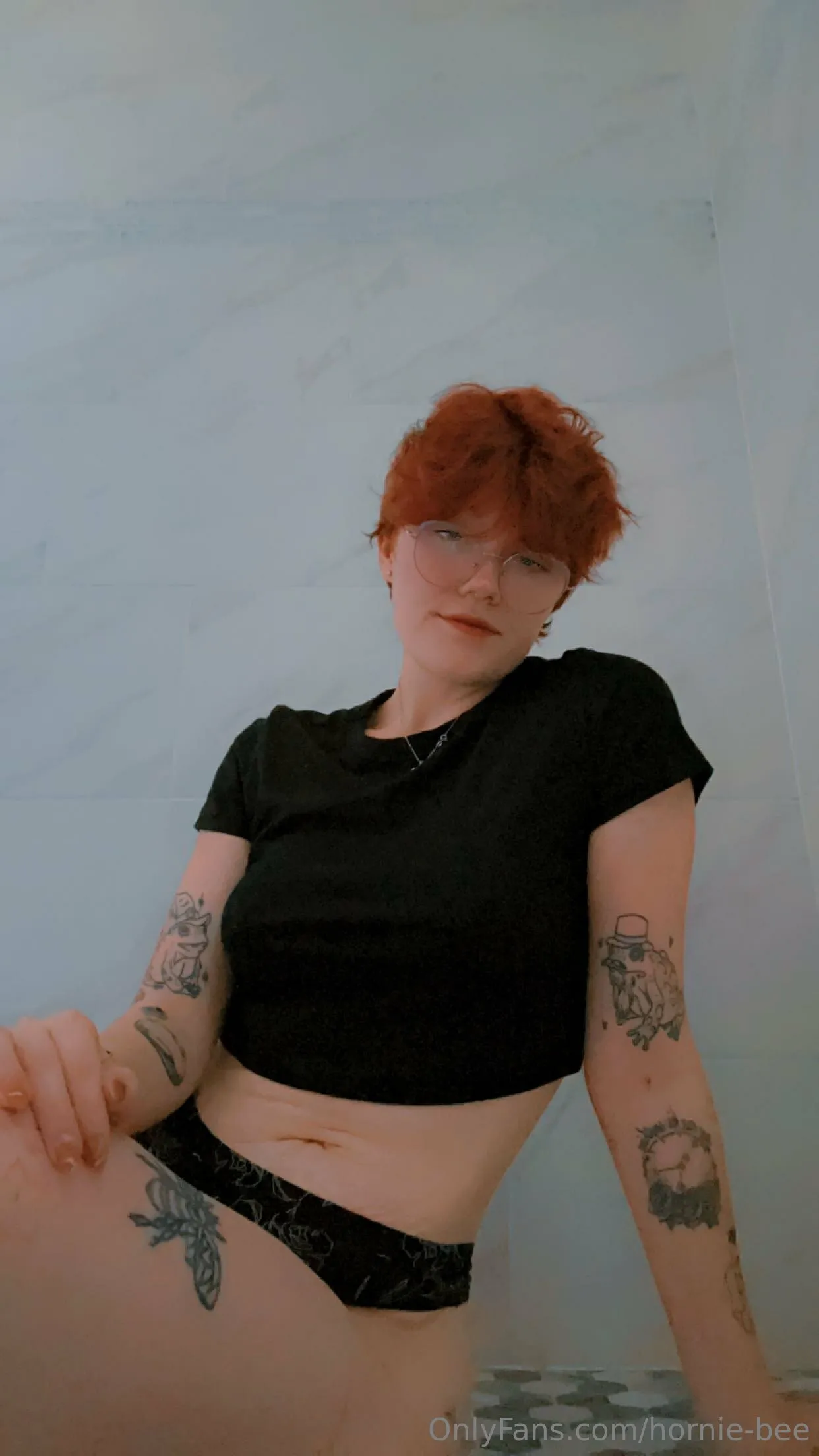 Hornie.-.bee OnlyFans exclusive photo 5 - hornie-bee premium content