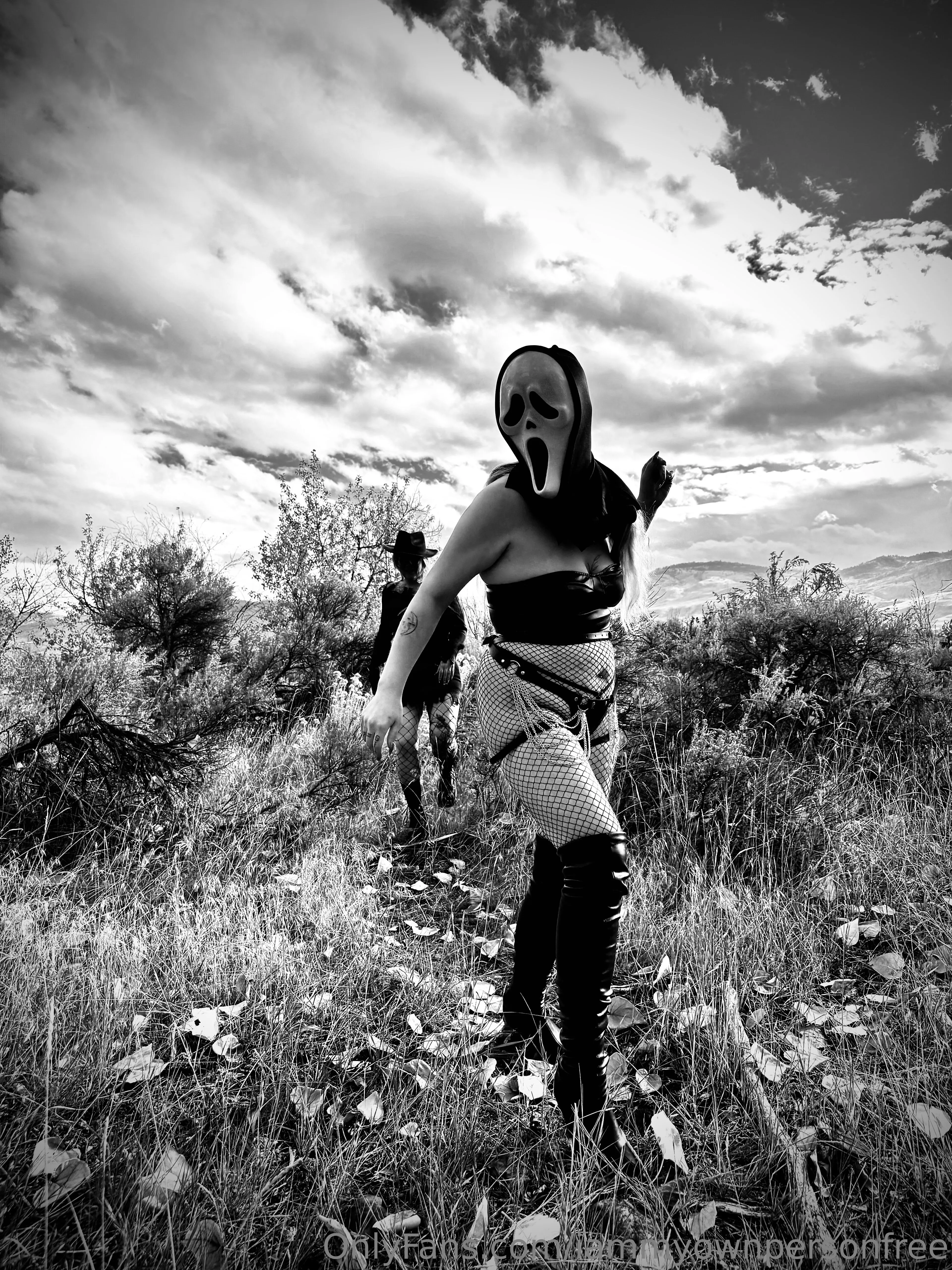 Iammyownpersonfree OnlyFans exclusive photo 4 - iammyownpersonfree premium content