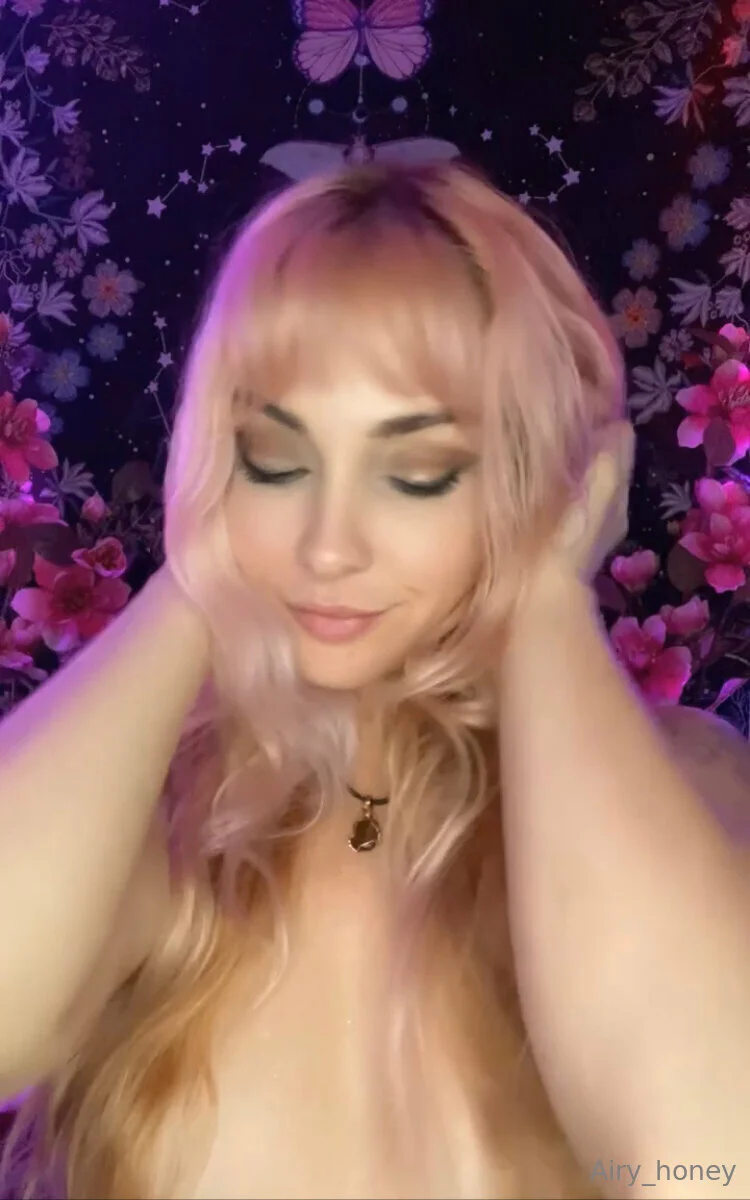 𝒜𝒾𝓇𝓎 𝐻𝑜𝓃𝑒𝓎 OnlyFans exclusive photo 4 - airyhoney premium content