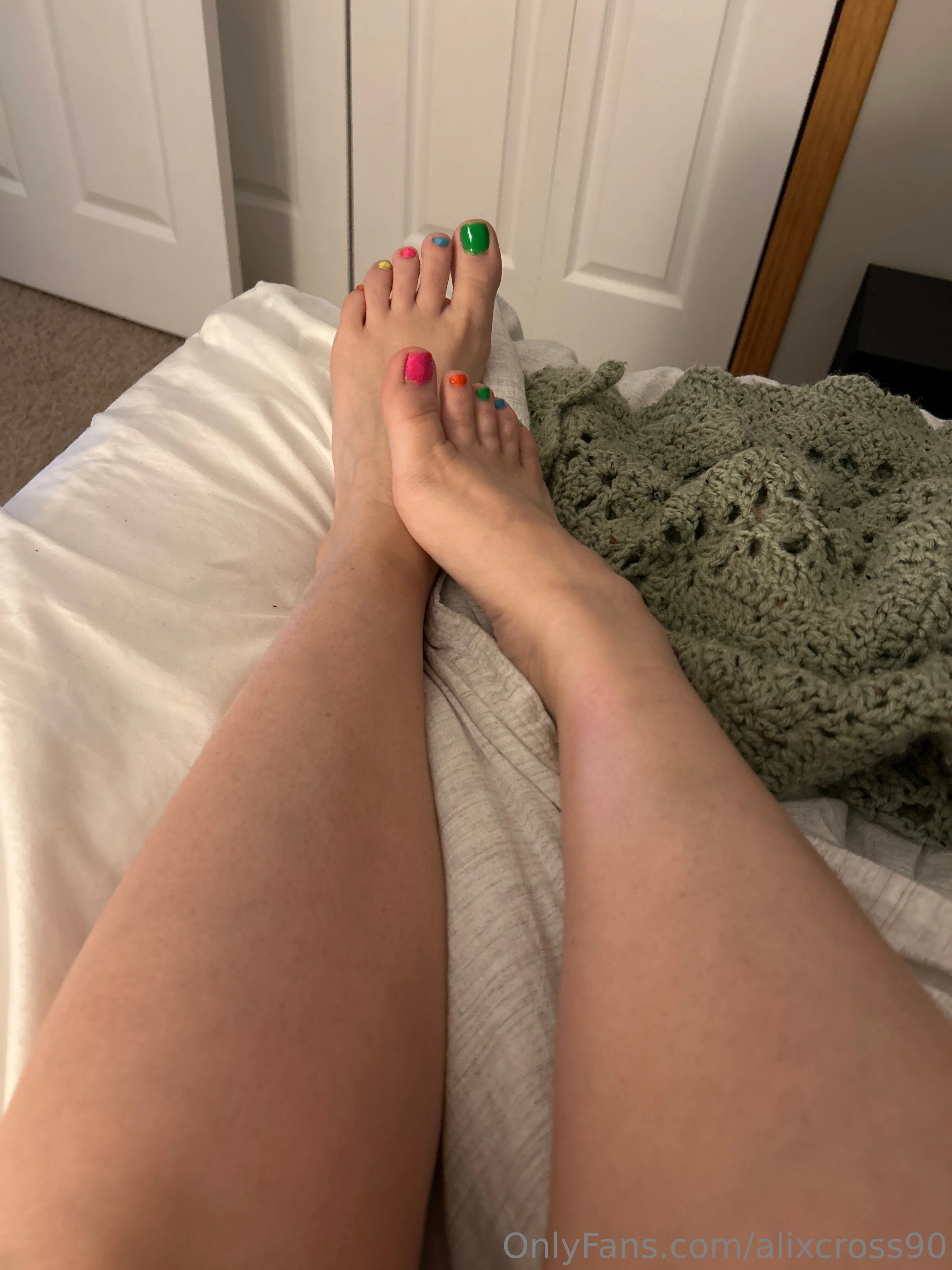 Alix Cross OnlyFans exclusive photo 14 - alixcross90 premium content