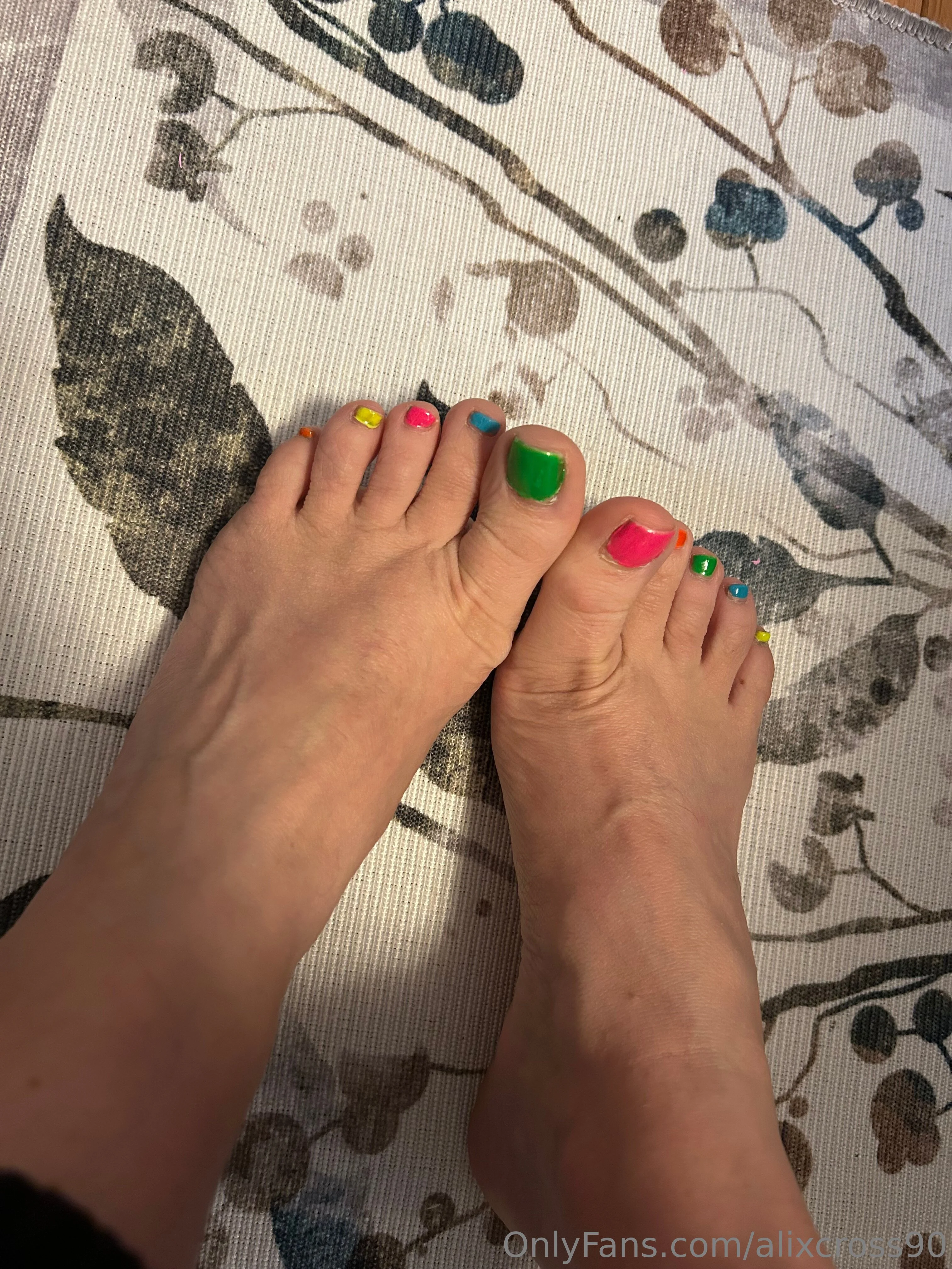 Alix Cross OnlyFans exclusive photo 11 - alixcross90 premium content