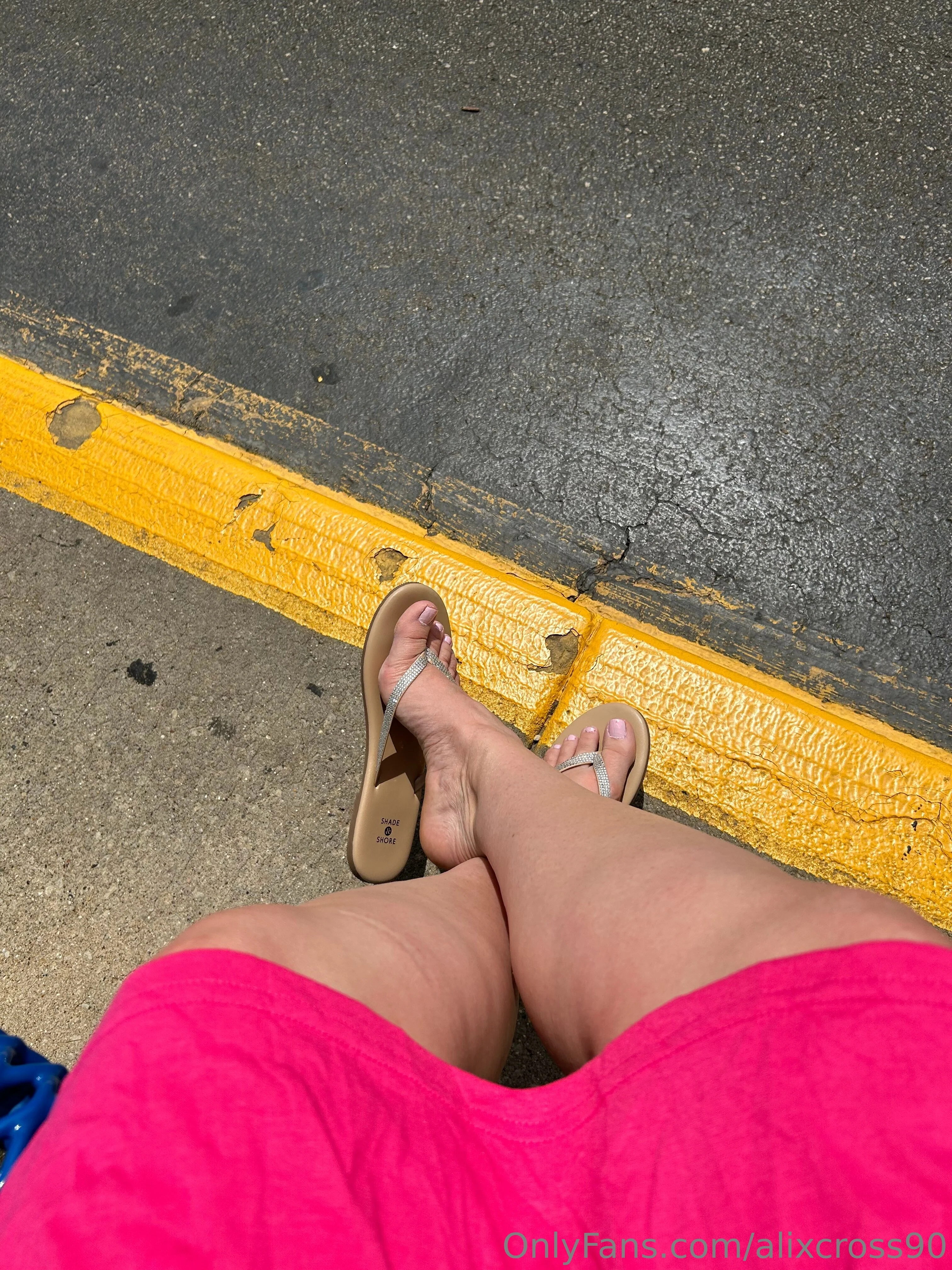Alix Cross OnlyFans exclusive photo 10 - alixcross90 premium content