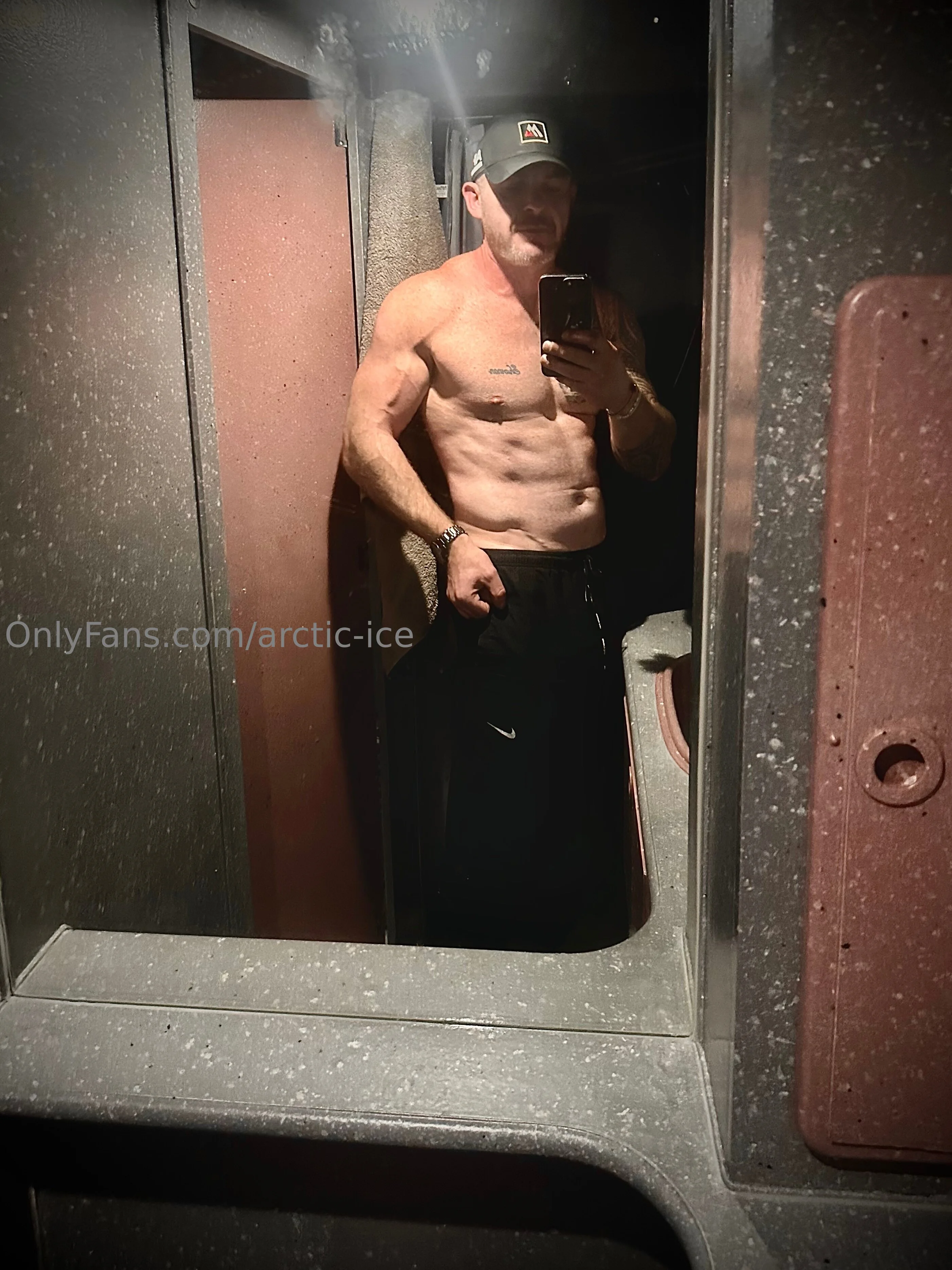 ♠️ Arctic-Ice ♠️ OnlyFans exclusive photo 3 - arctic-ice premium content