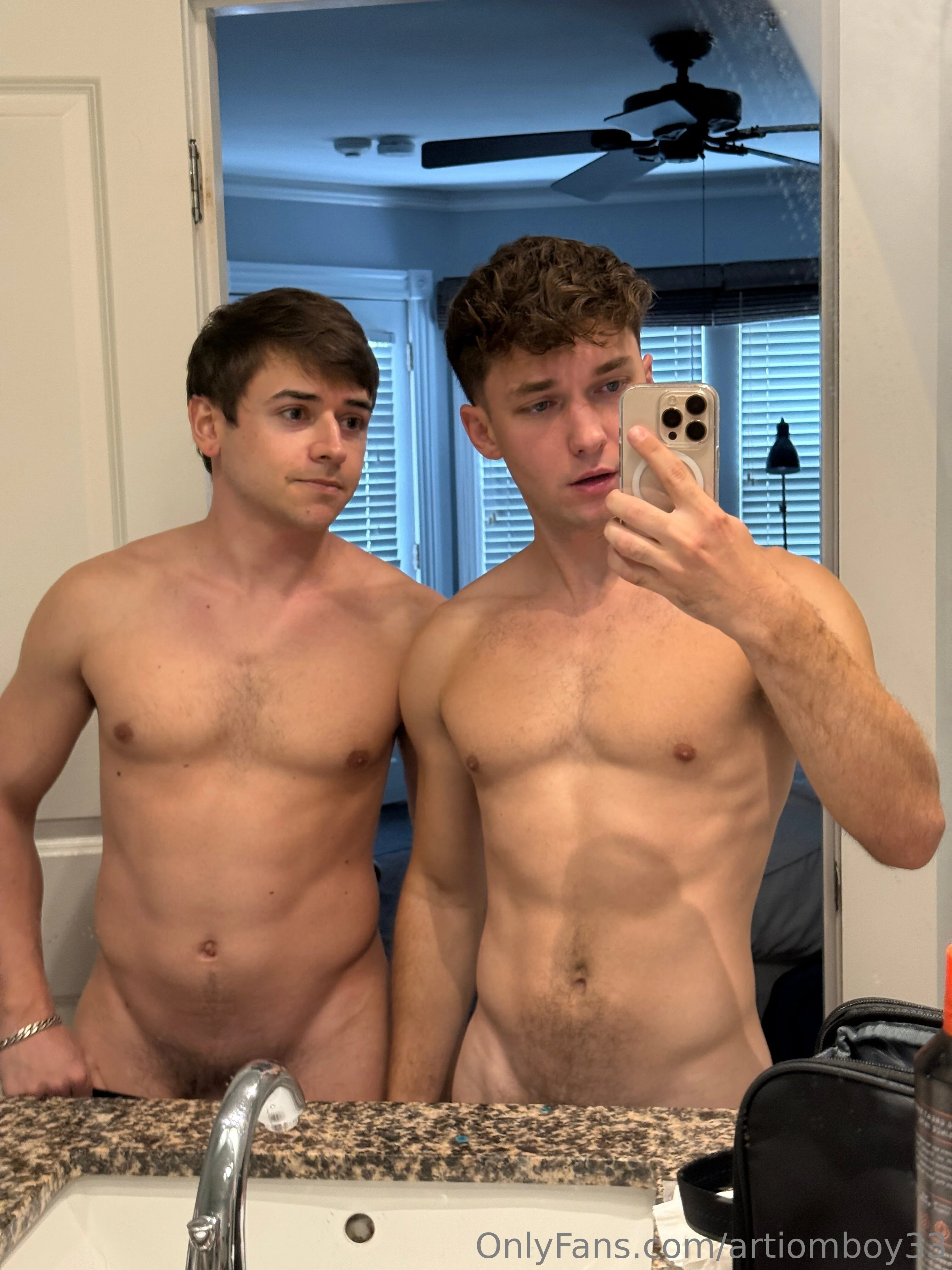 art roger philips OnlyFans exclusive photo 4 - artiomboy33 premium content