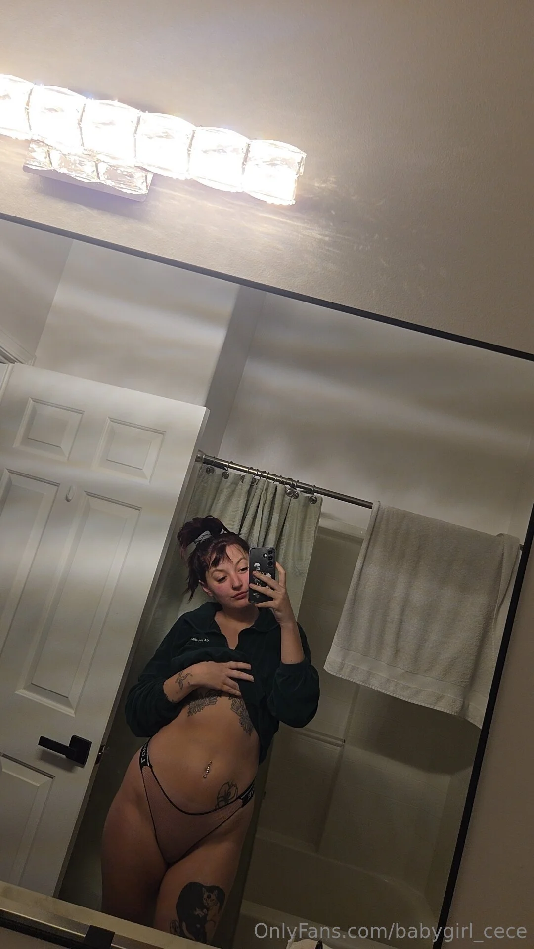 Cece OnlyFans exclusive photo 6 - babygirl_cece premium content