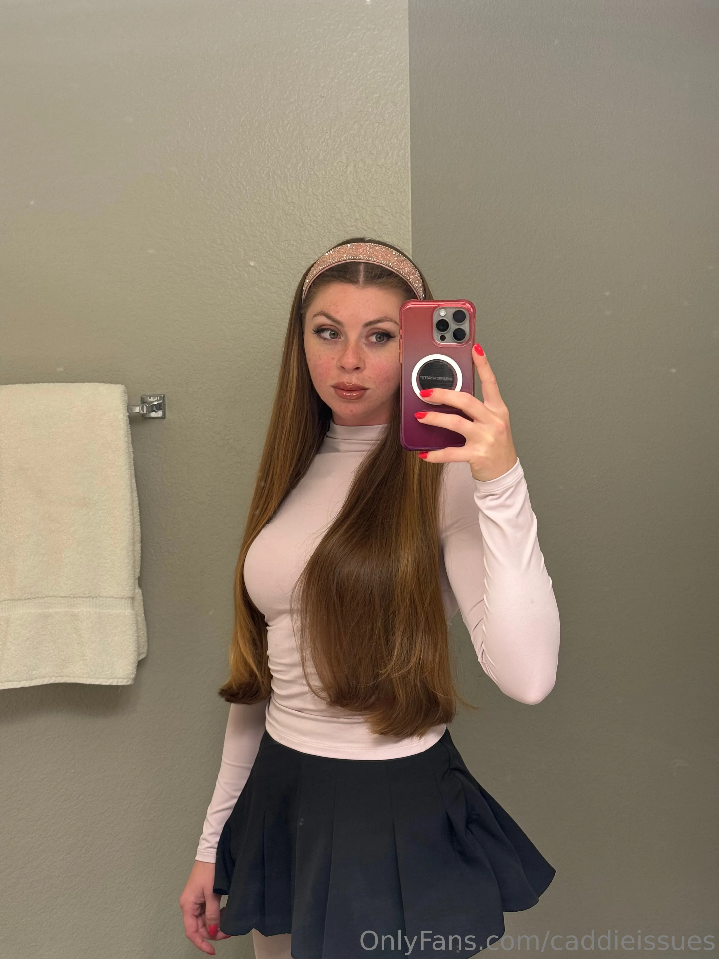 Clairebear OnlyFans exclusive photo 4 - caddieissues premium content