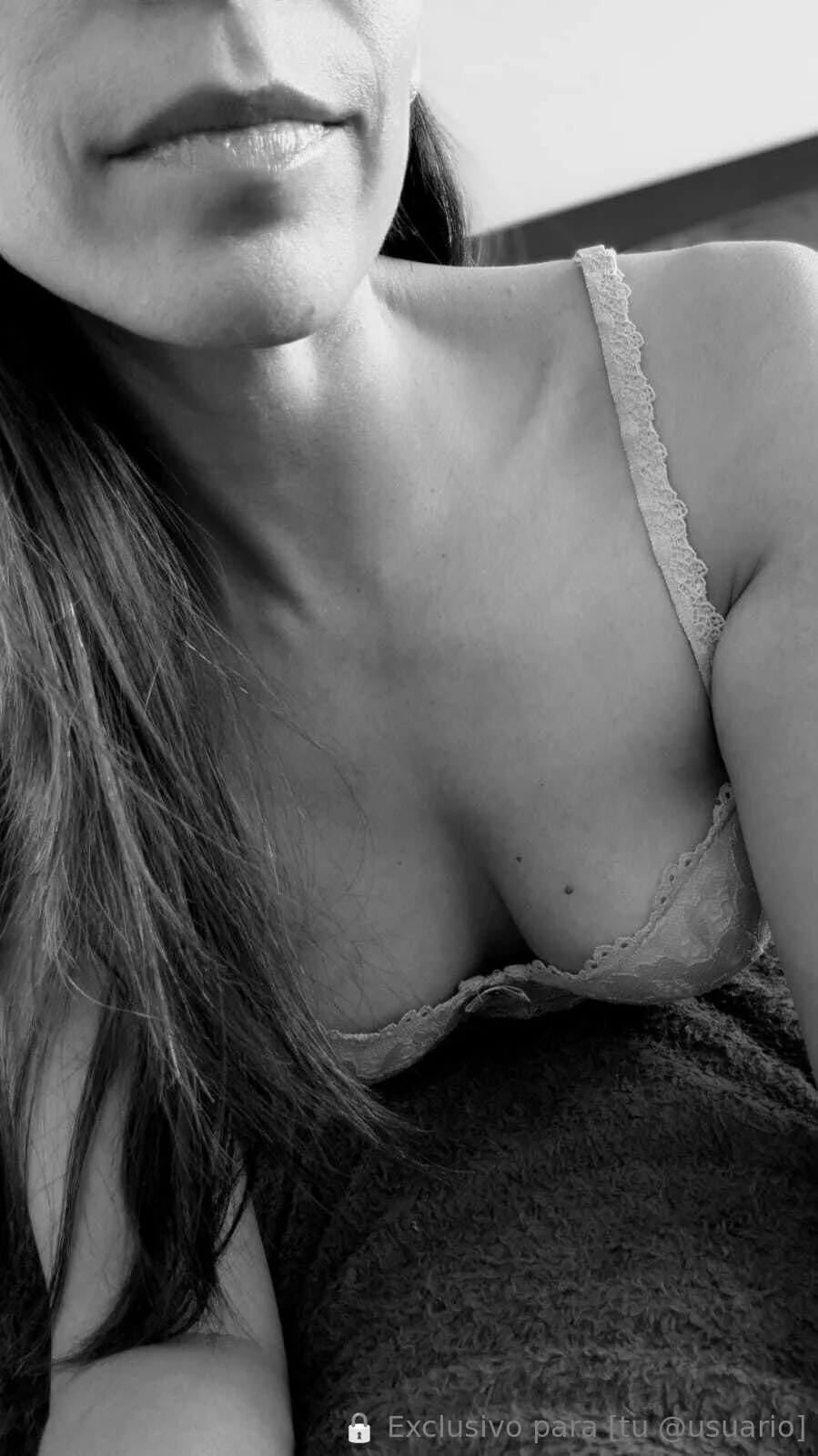 Cristina OnlyFans exclusive photo 9 - cris-li premium content