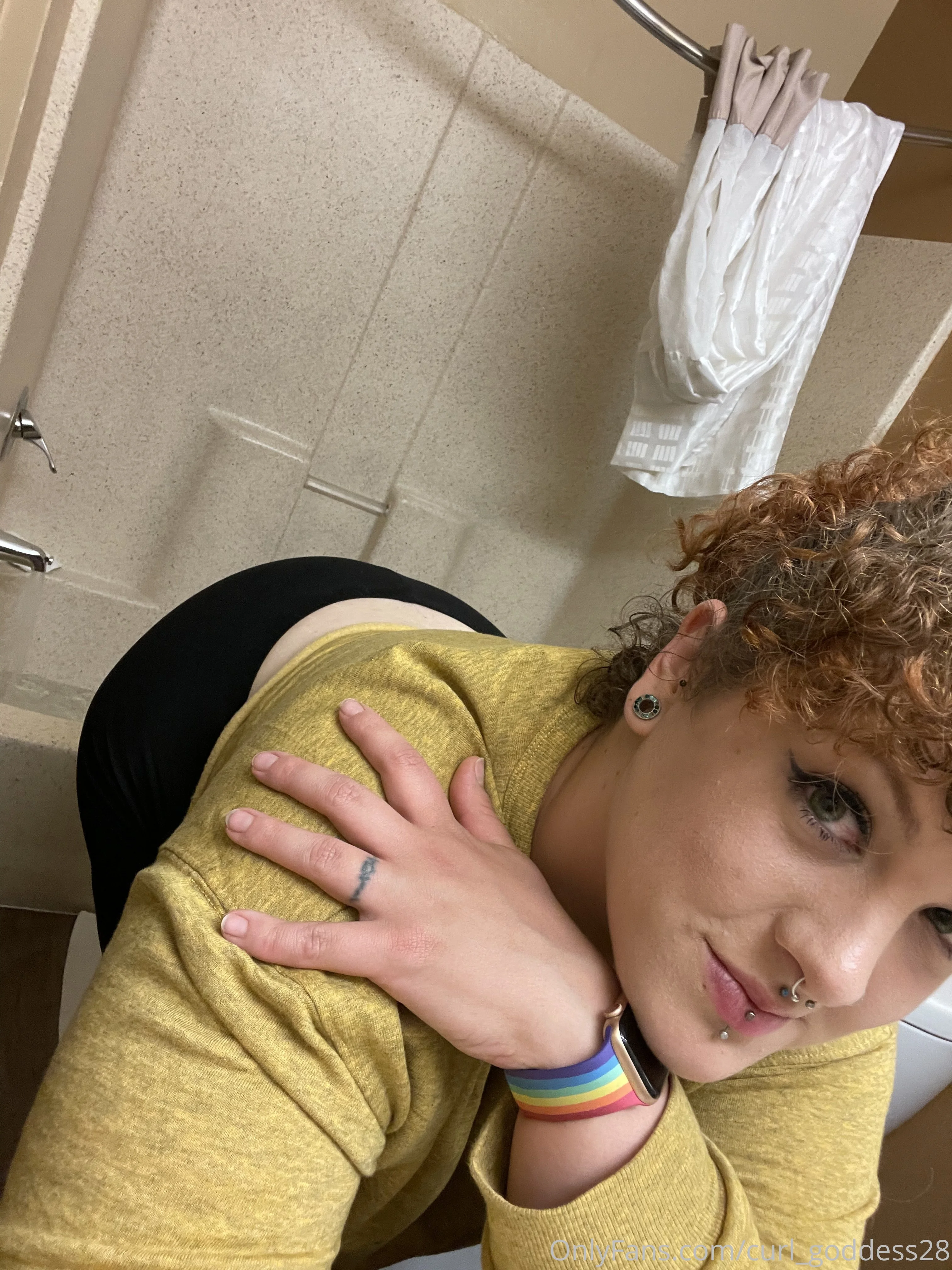 Goddess28 OnlyFans exclusive photo 13 - curl_goddess28 premium content