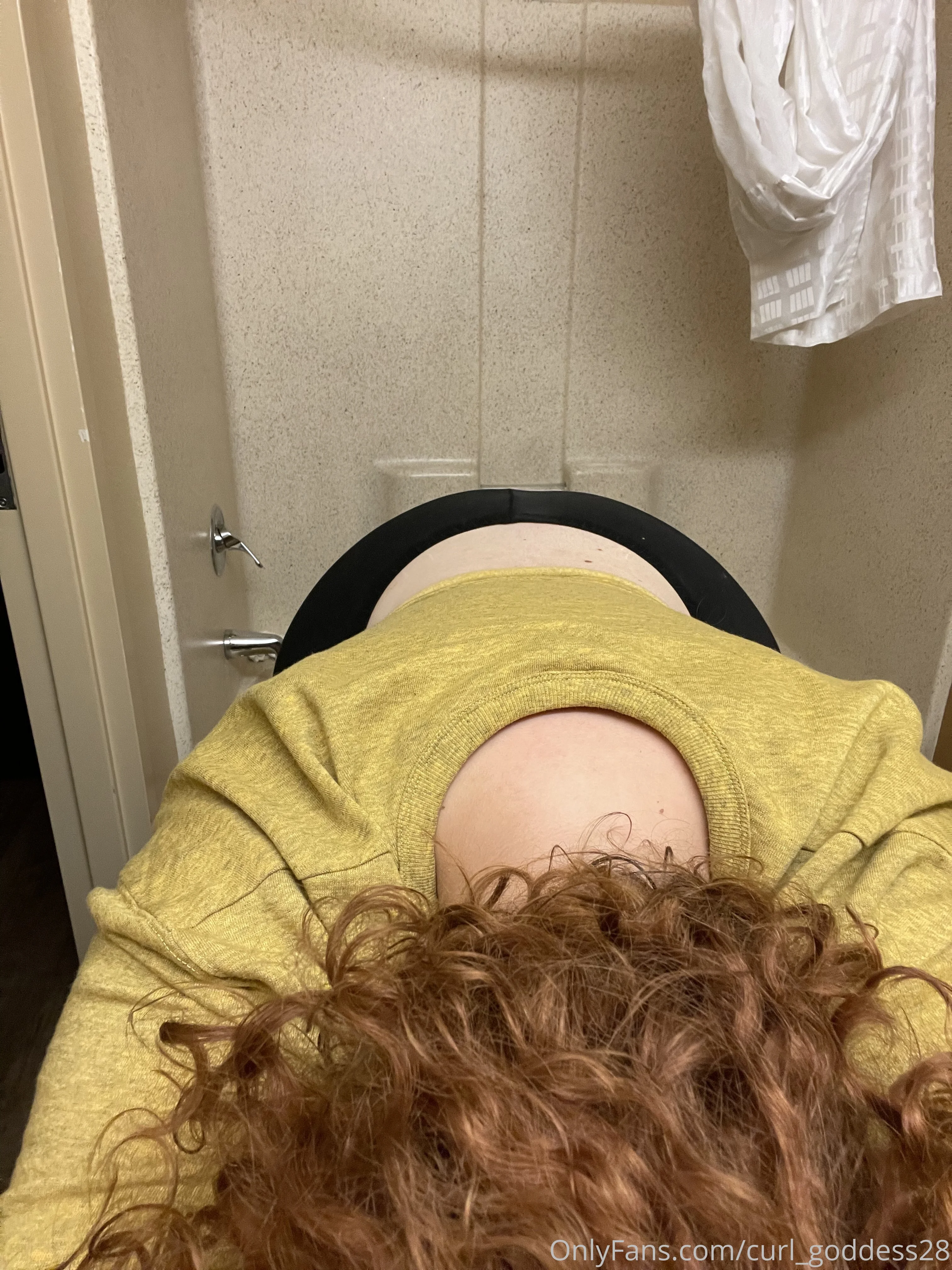 Goddess28 OnlyFans exclusive photo 12 - curl_goddess28 premium content